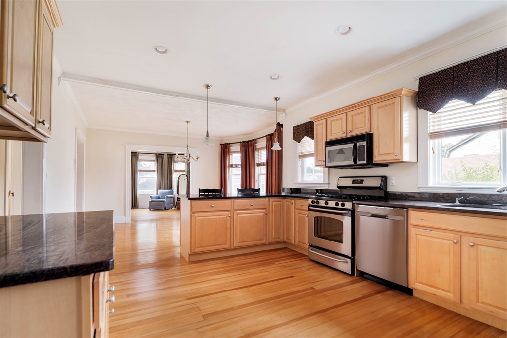 2-4 Peabody Rd