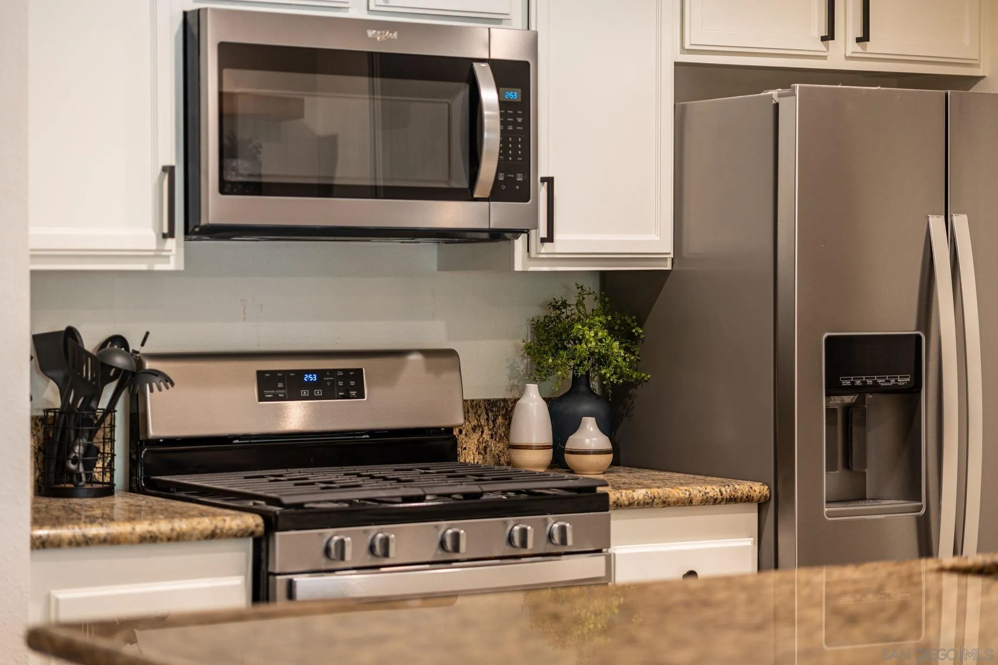 1059 Shadowridge Dr Unit 12