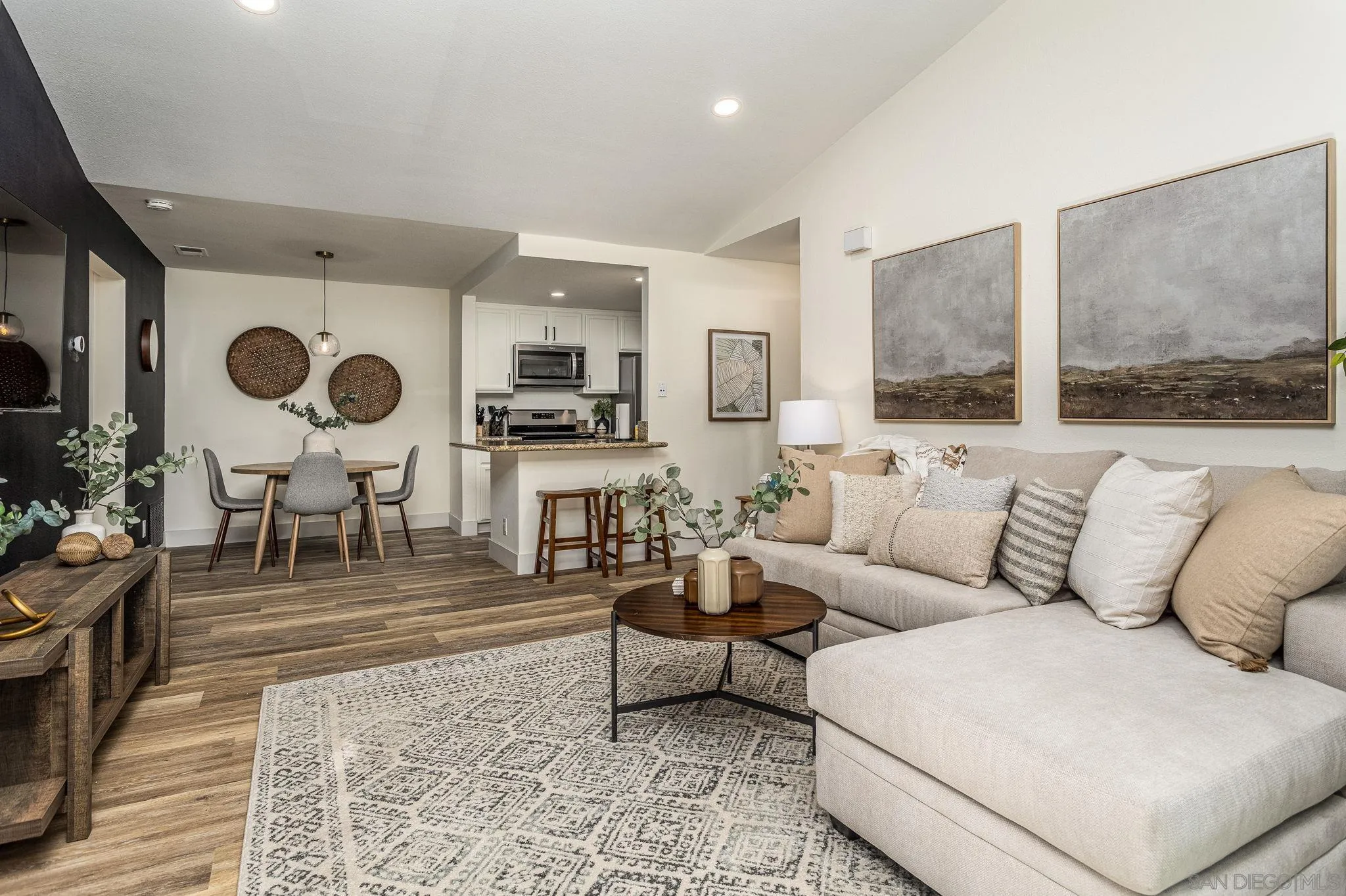 1059 Shadowridge Dr Unit 12