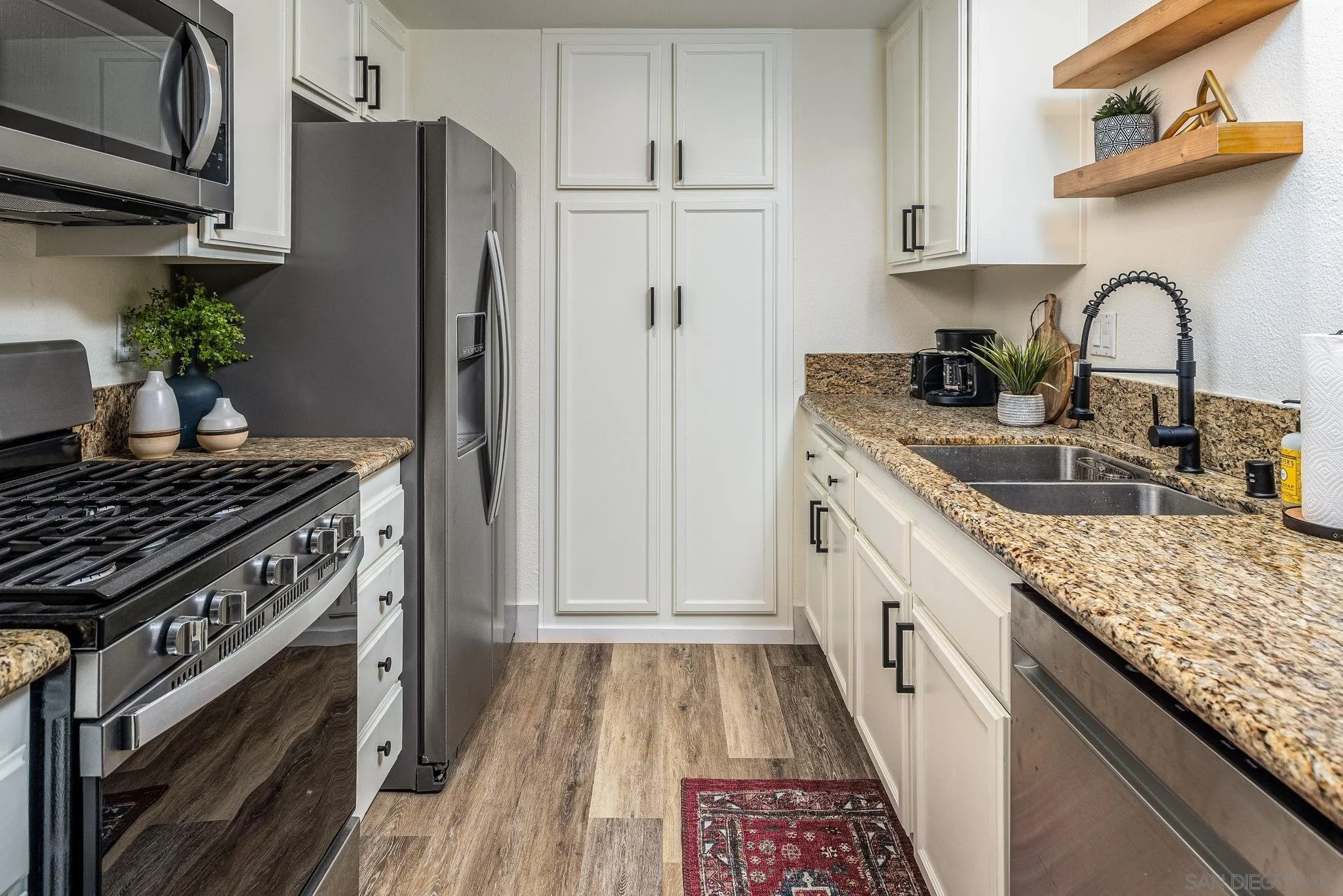 1059 Shadowridge Dr Unit 12