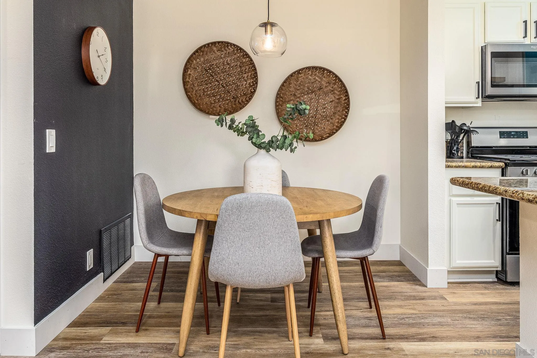 1059 Shadowridge Dr Unit 12