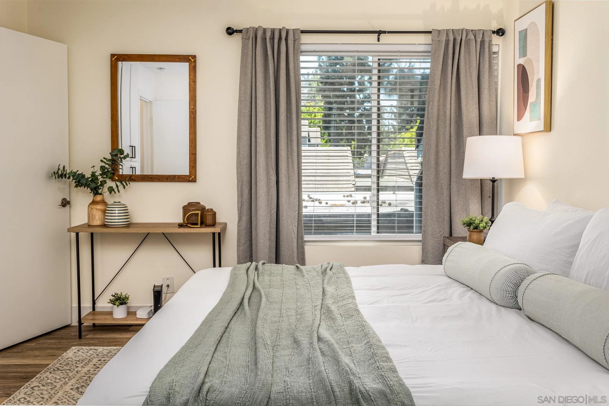 1059 Shadowridge Dr Unit 12