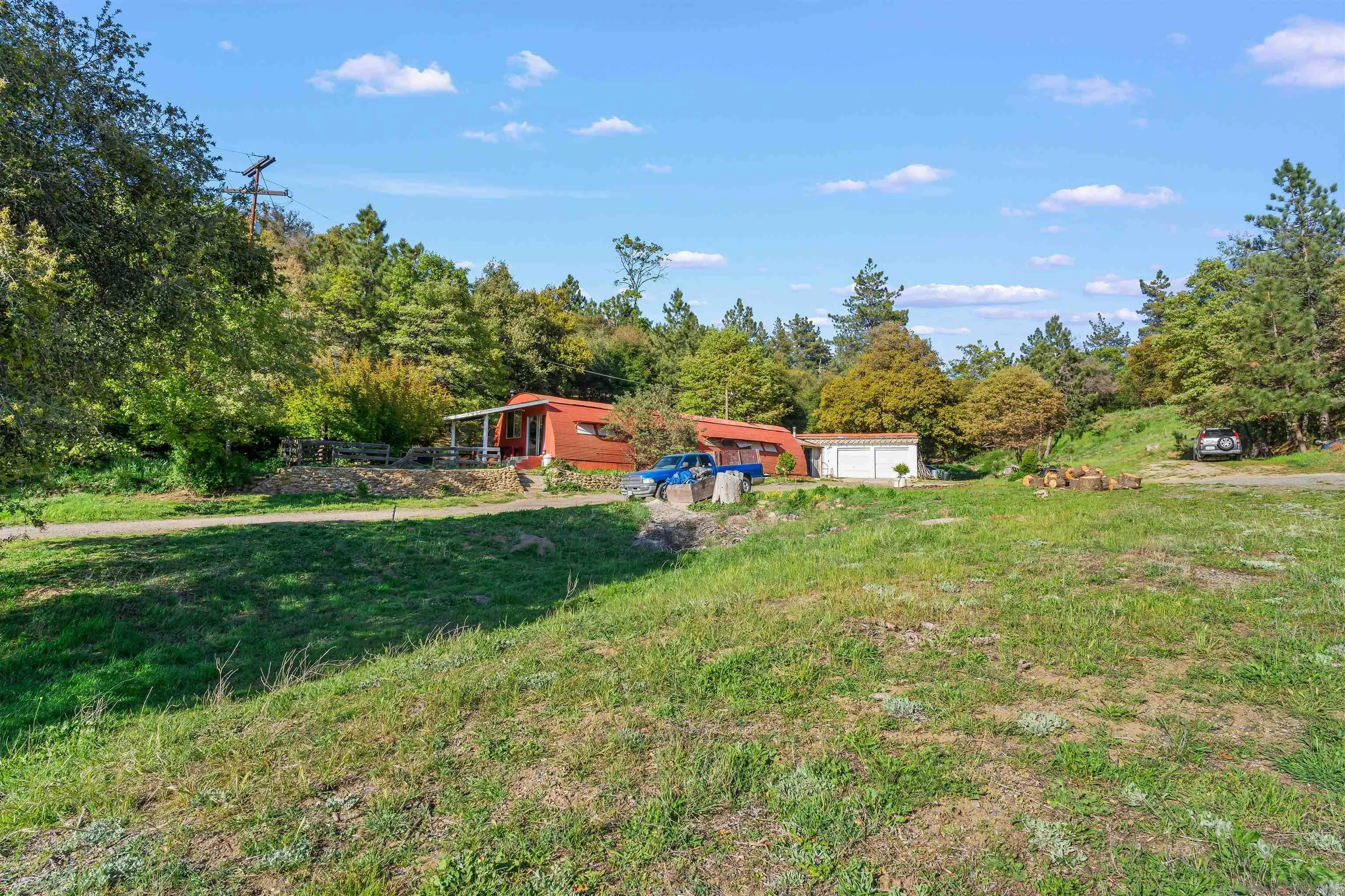 2464 Wynola Rd