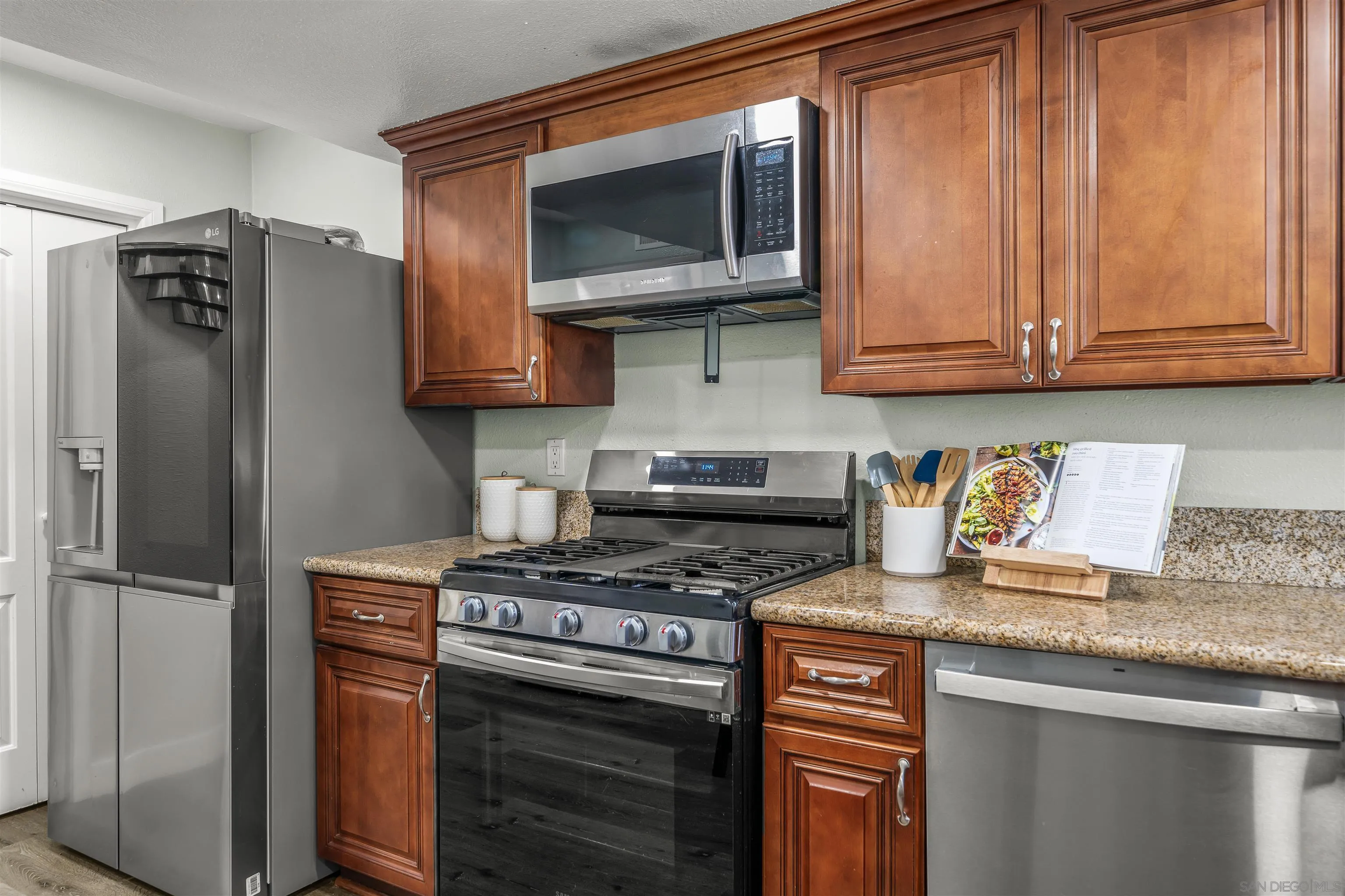 368 Vance St Unit 3-c
