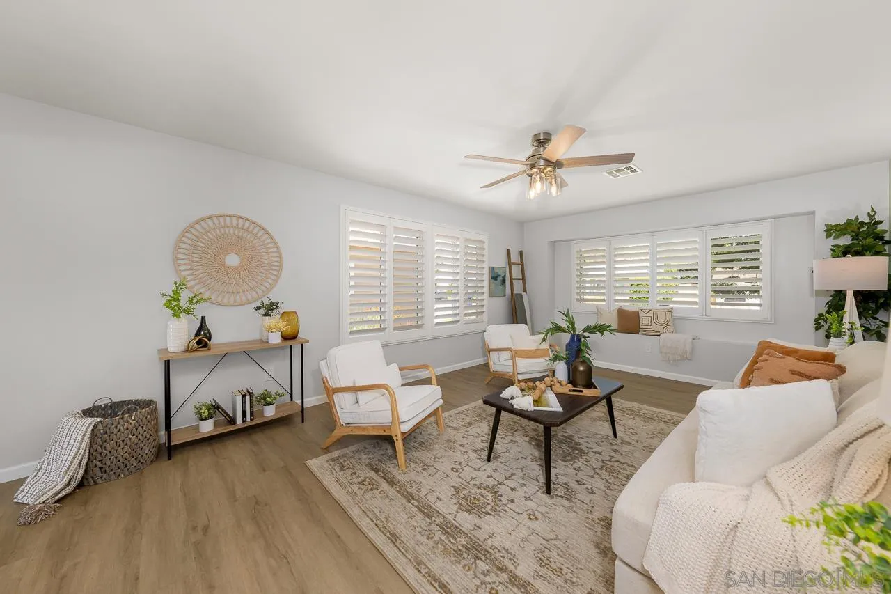 5856 Cowles Mountain Blvd