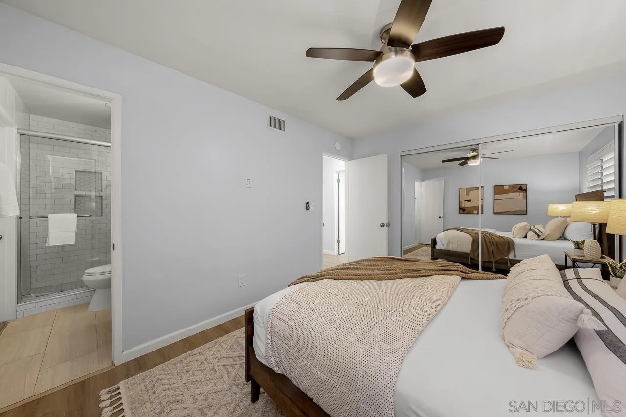 5856 Cowles Mountain Blvd