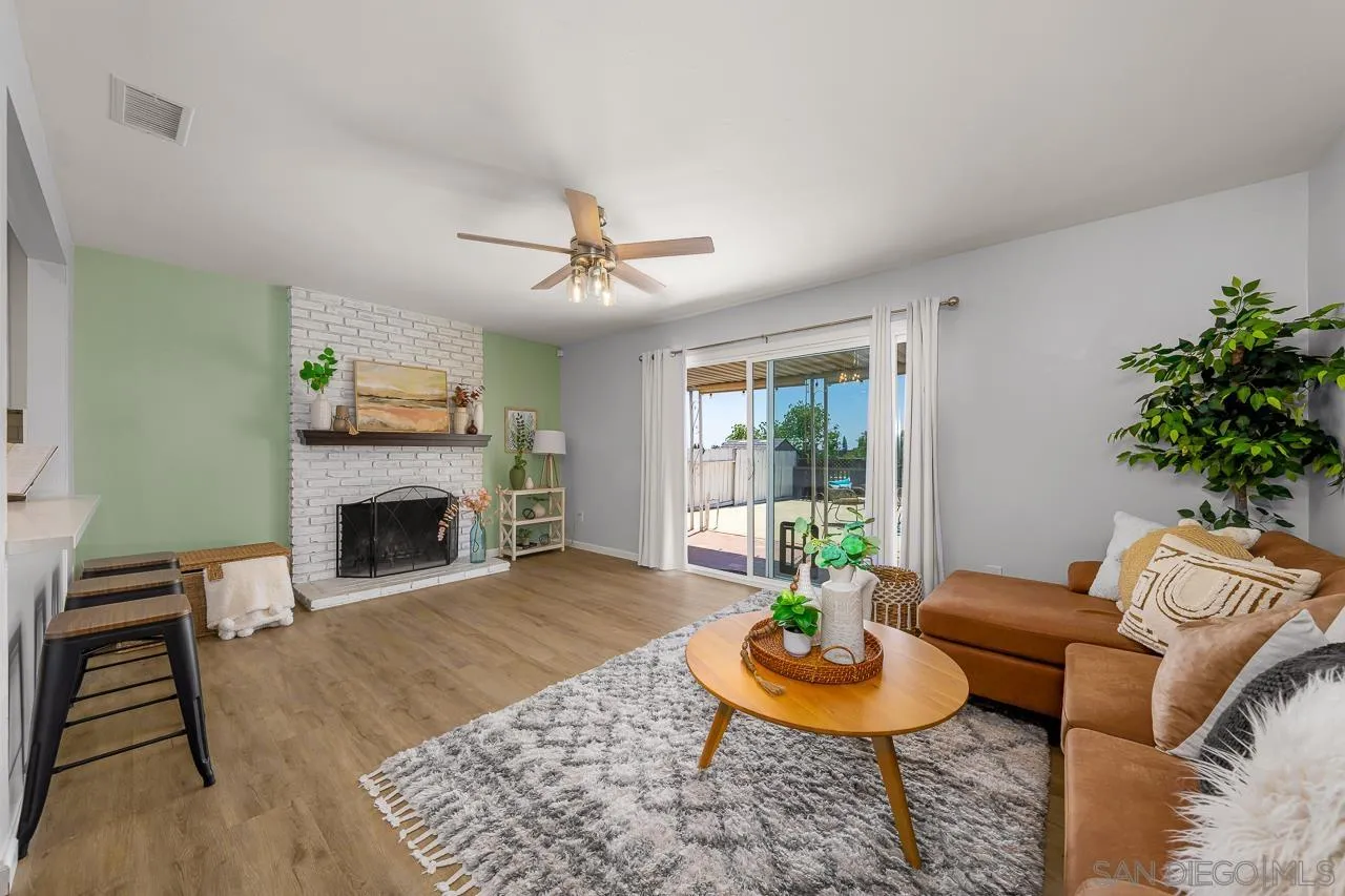 5856 Cowles Mountain Blvd