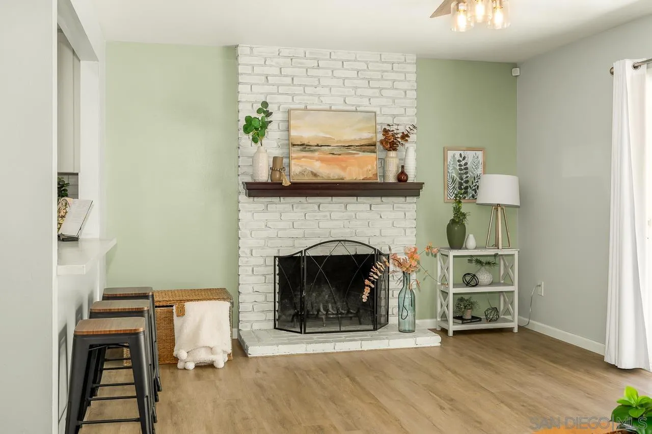 5856 Cowles Mountain Blvd