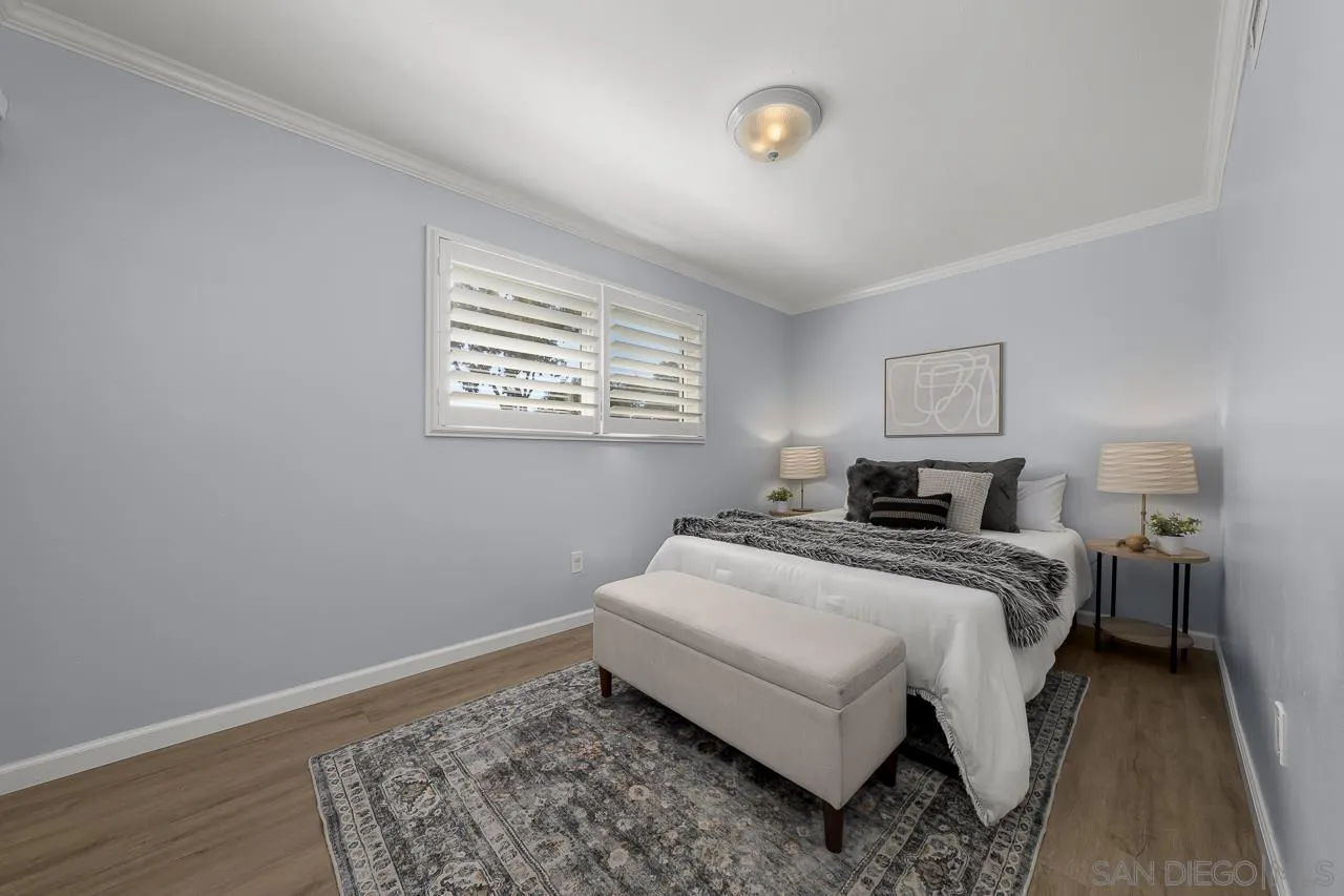 5856 Cowles Mountain Blvd
