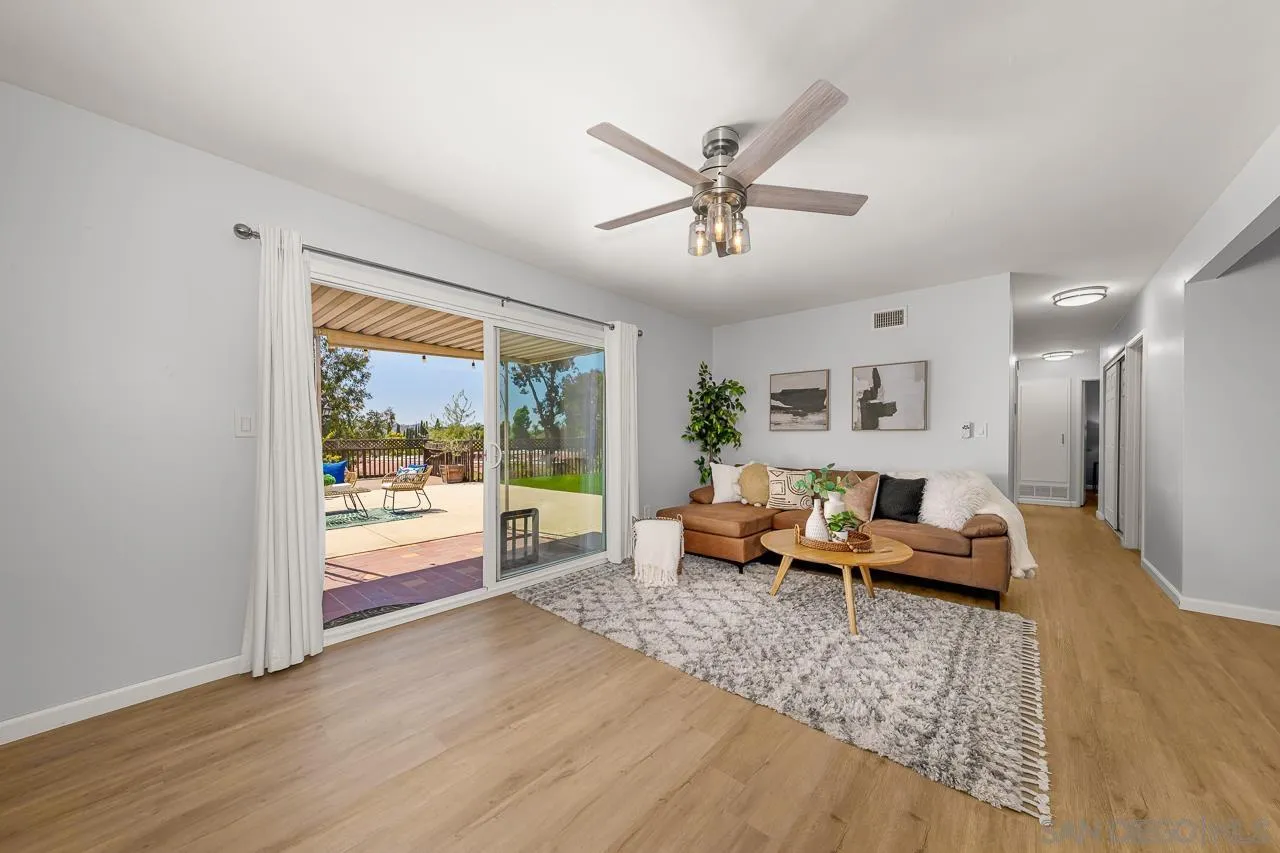 5856 Cowles Mountain Blvd
