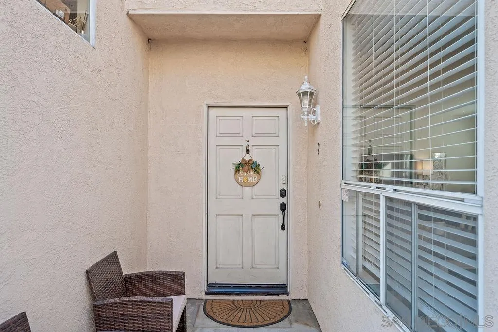 1386 Serena Cir Unit 2
