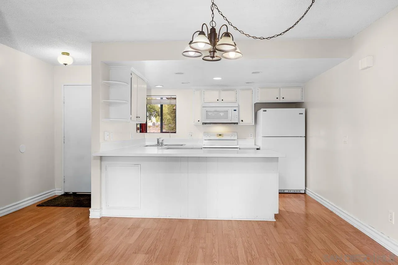 1257 E Grand Ave Unit D, Escondido Unit: D