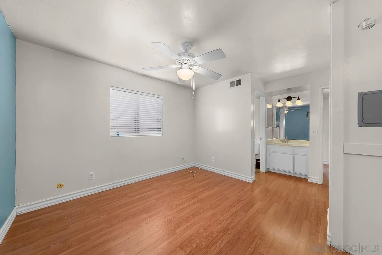 1257 E Grand Ave Unit D, Escondido Unit: D