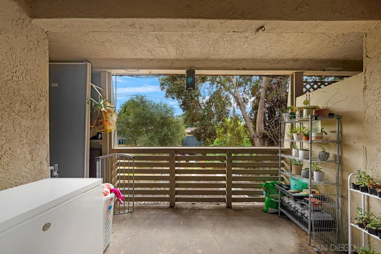 1257 E Grand Ave Unit D, Escondido Unit: D