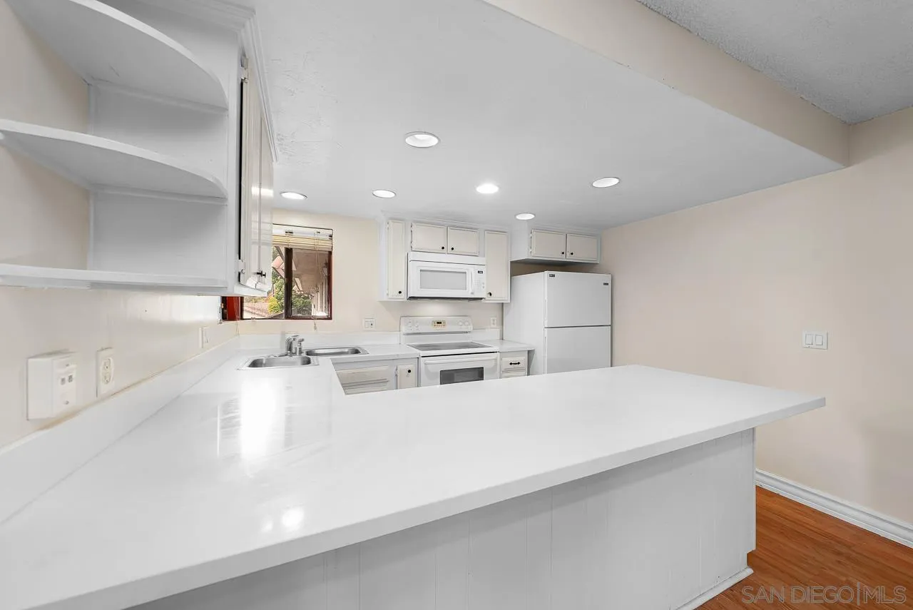 1257 E Grand Ave Unit D, Escondido Unit: D