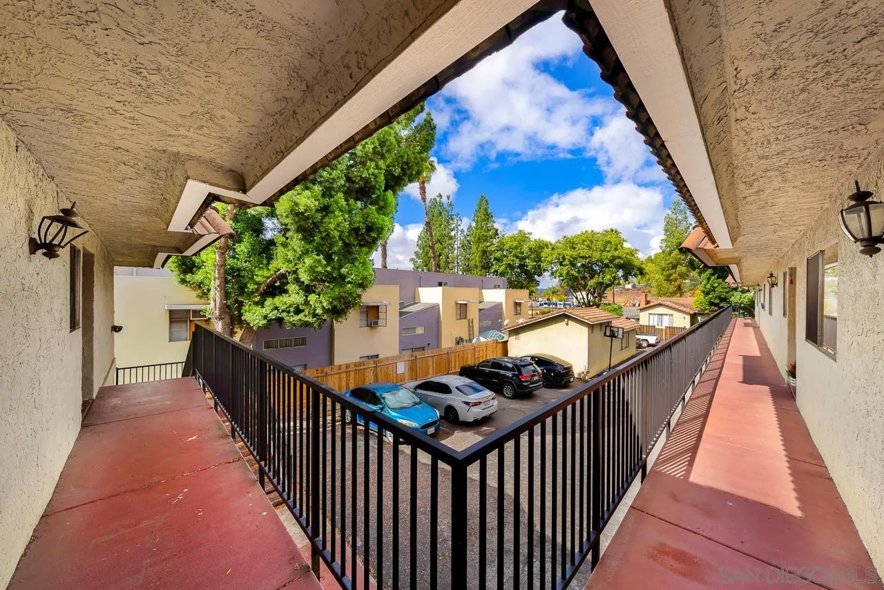 1257 E Grand Ave Unit D, Escondido Unit: D