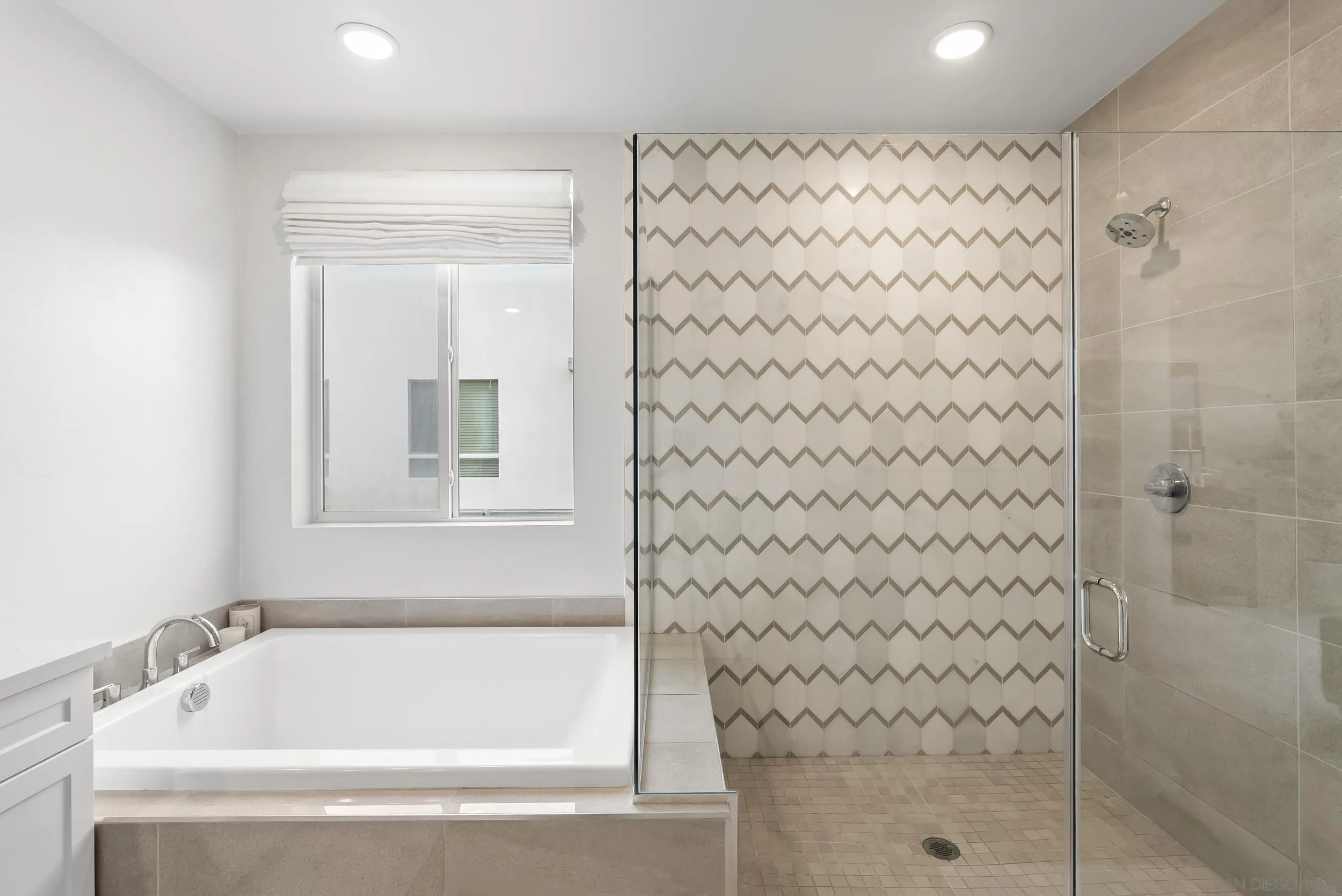 2049 Bravo Loop Unit 5