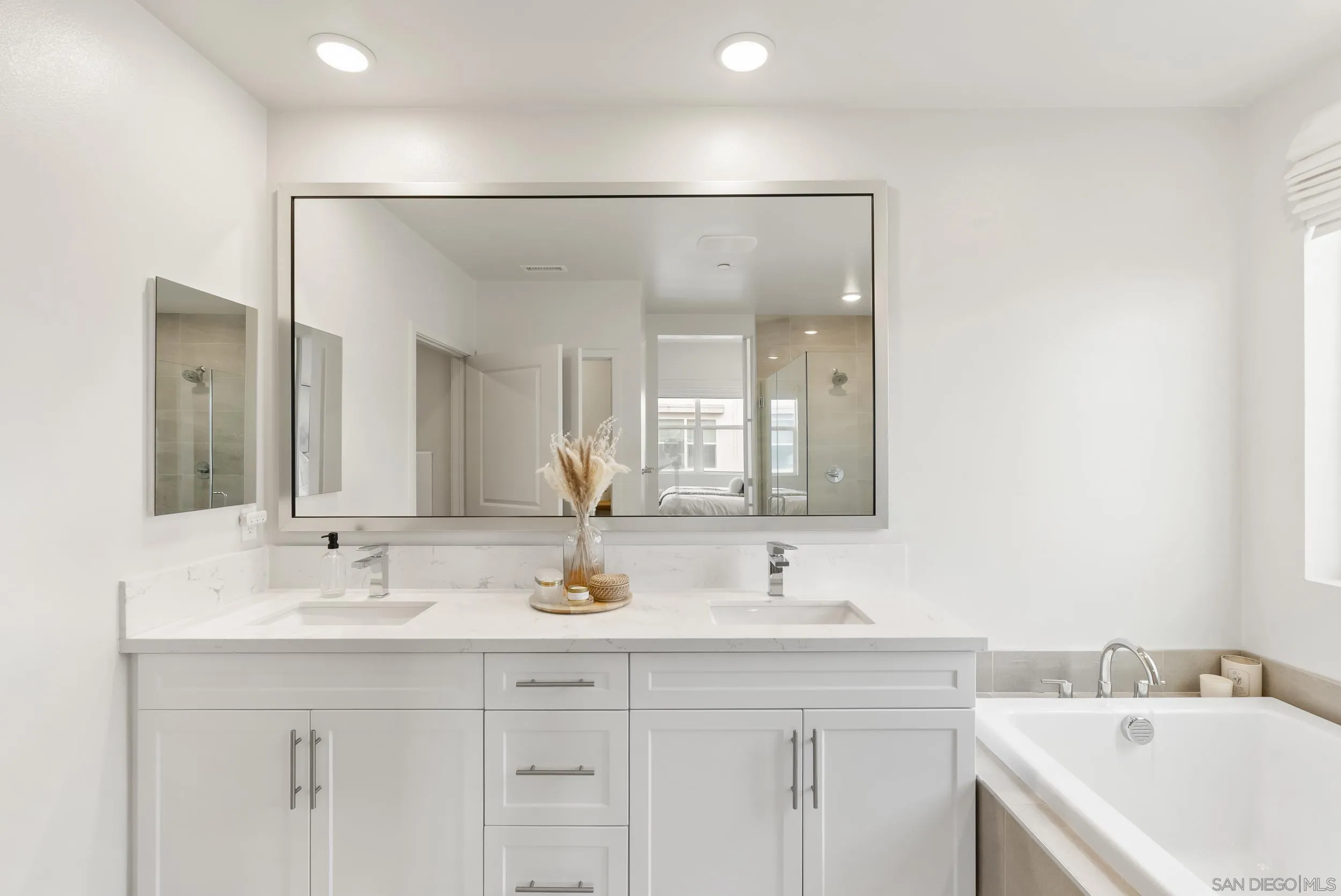 2049 Bravo Loop Unit 5