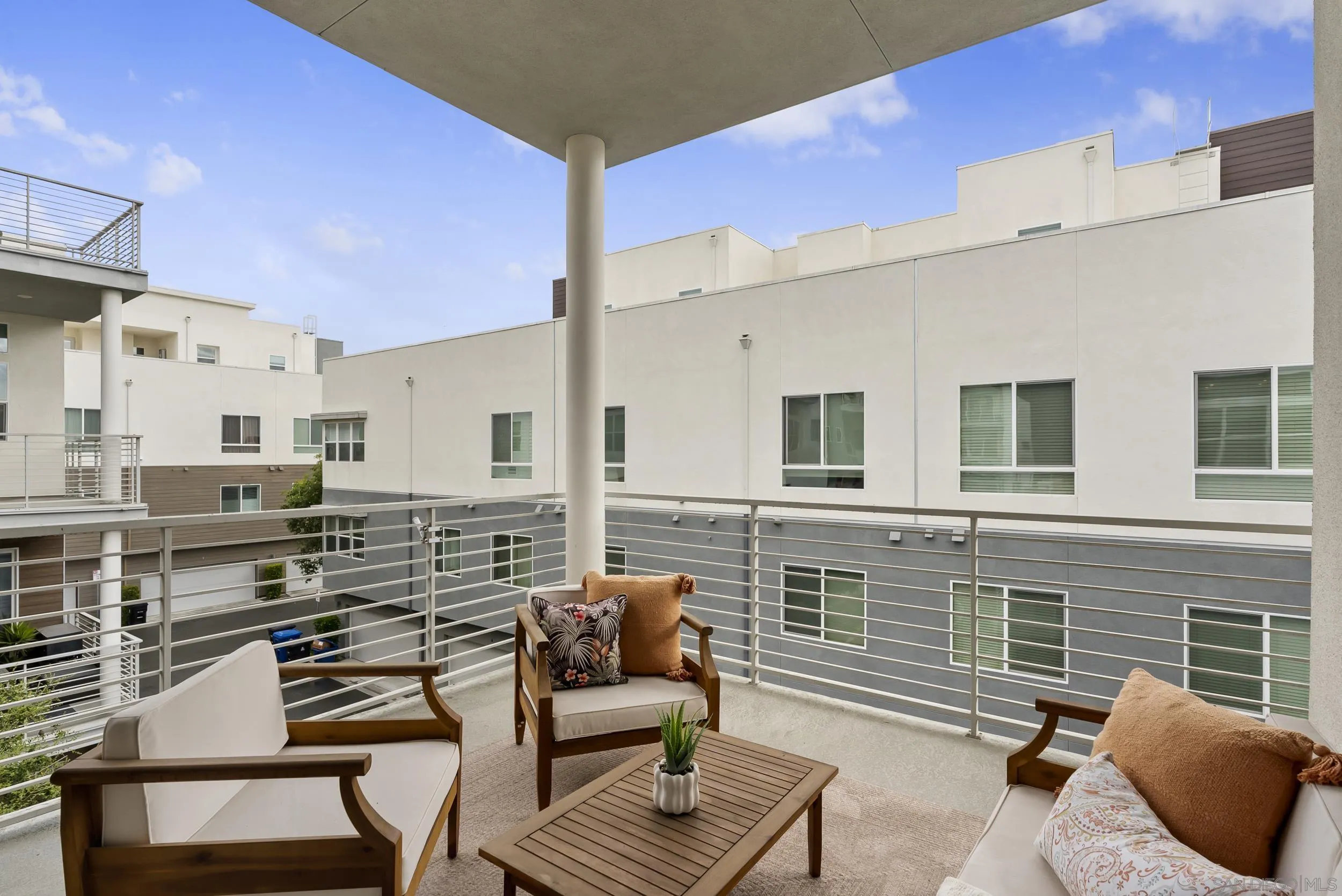 2049 Bravo Loop Unit 5