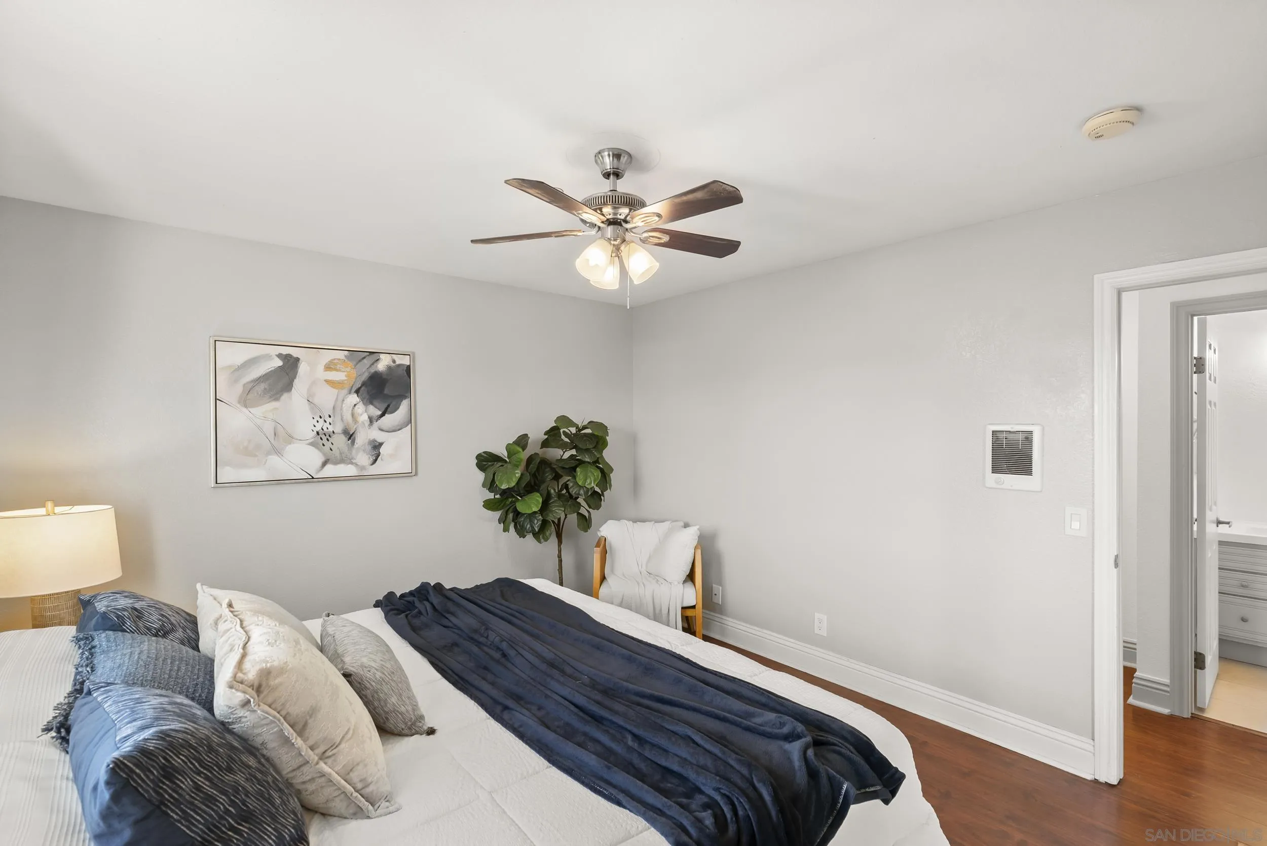 631 7th St Unit 13