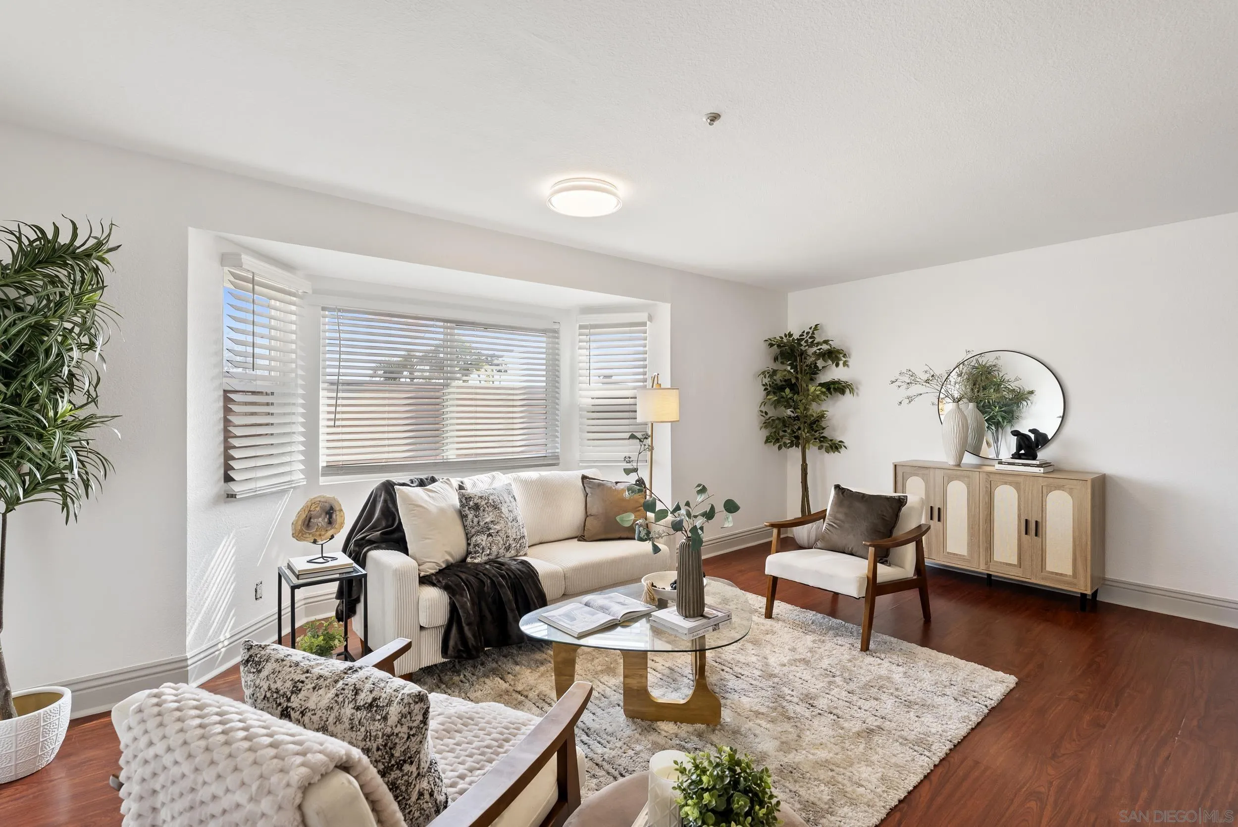 631 7th St Unit 13