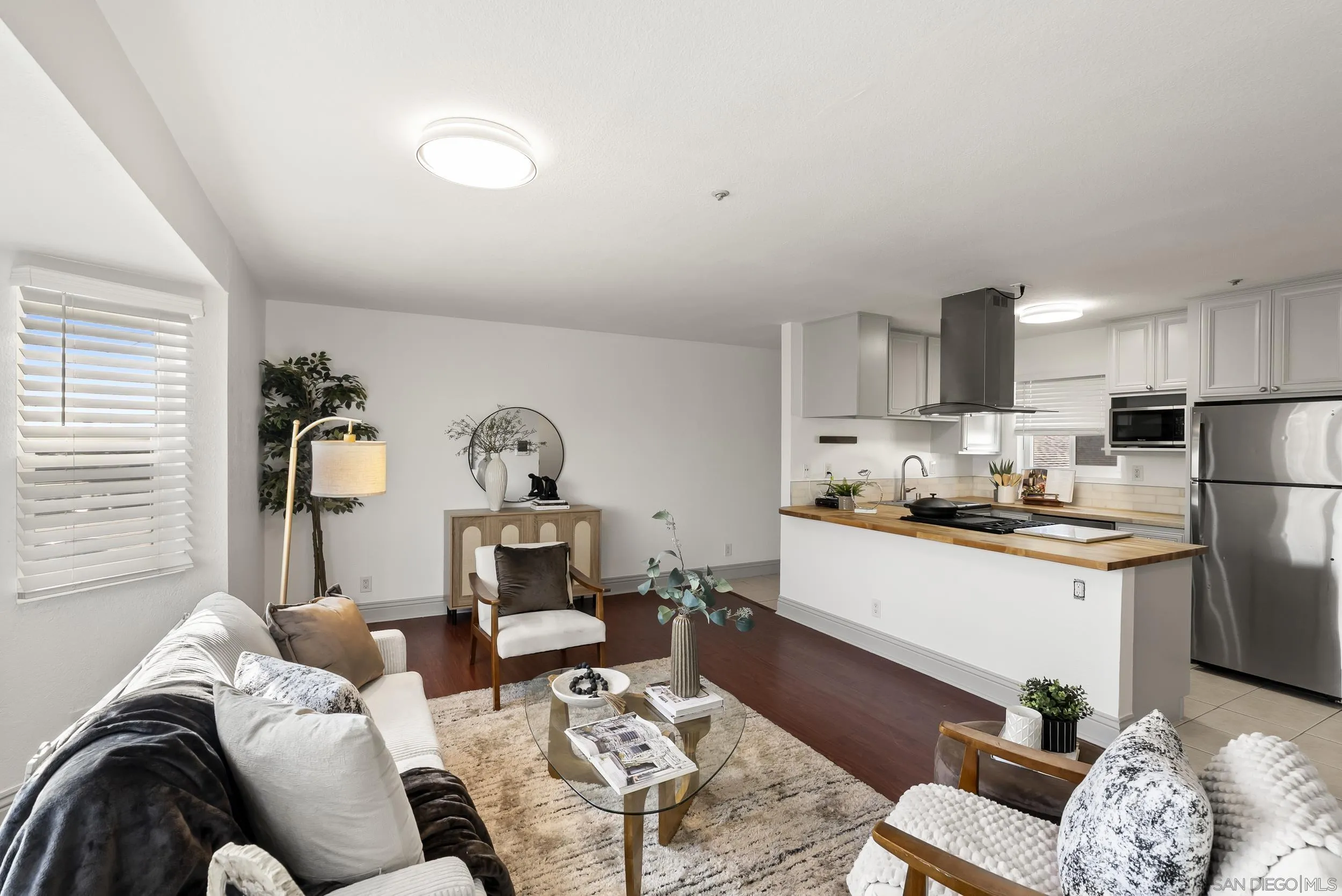 631 7th St Unit 13