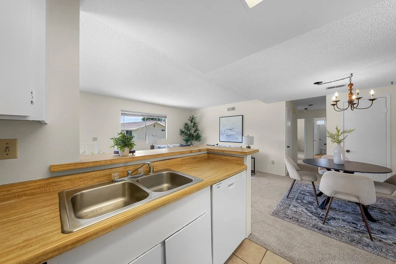995 Amistad Pl Unit D