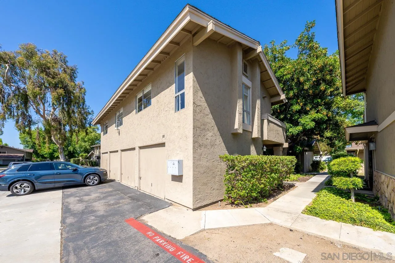 995 Amistad Pl Unit D