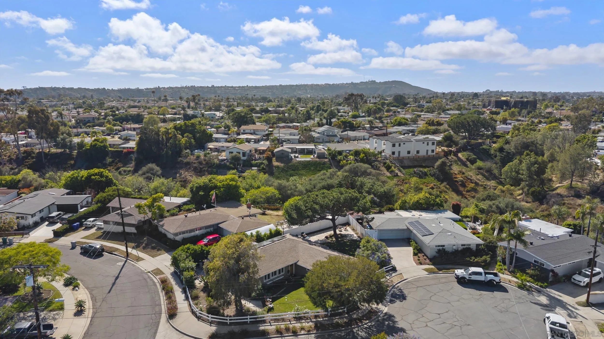 4454 Bertha Ct