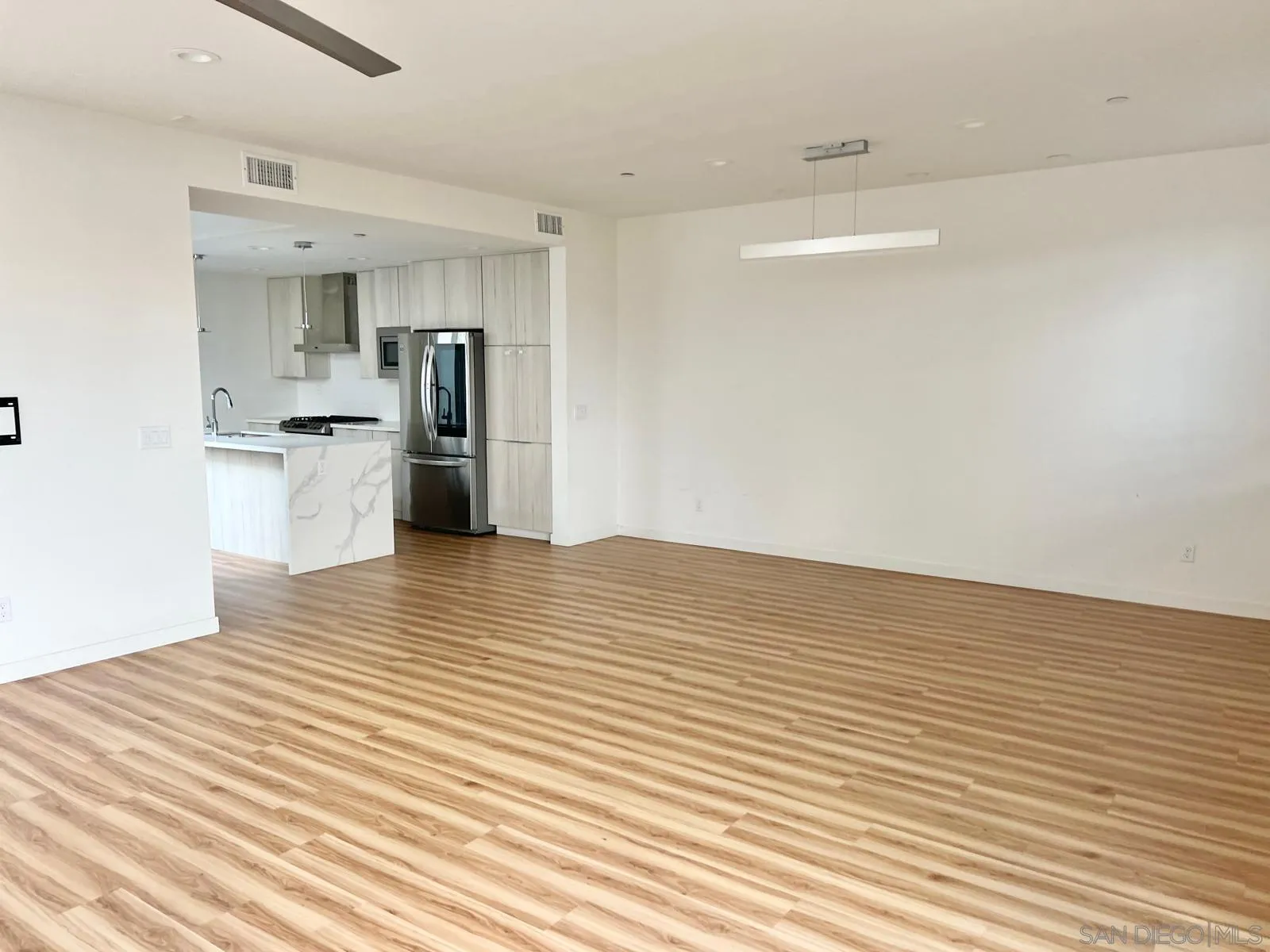 1166 Holly Avenue Unit 13