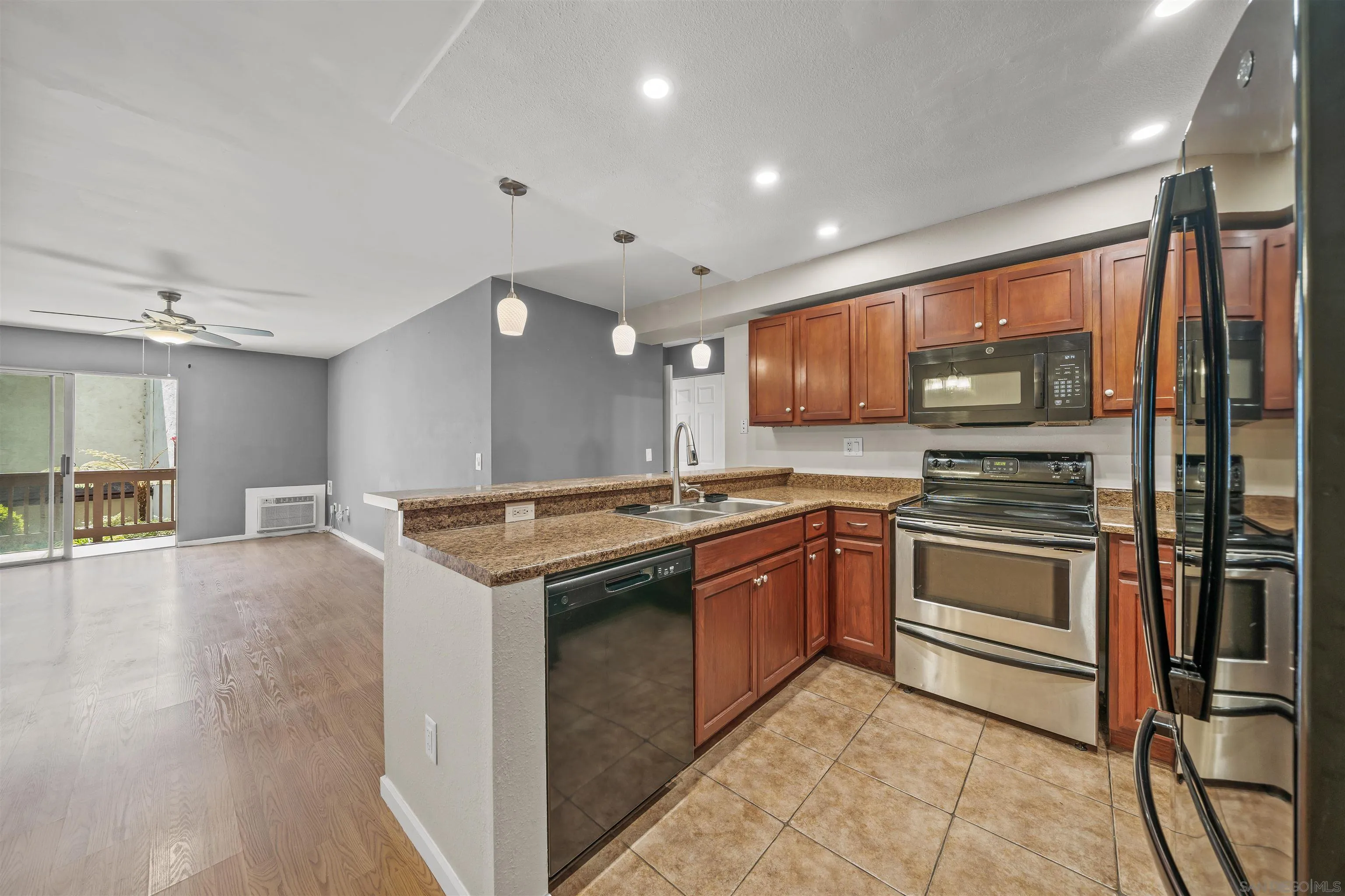 6131 Rancho Mission Rd Unit 113