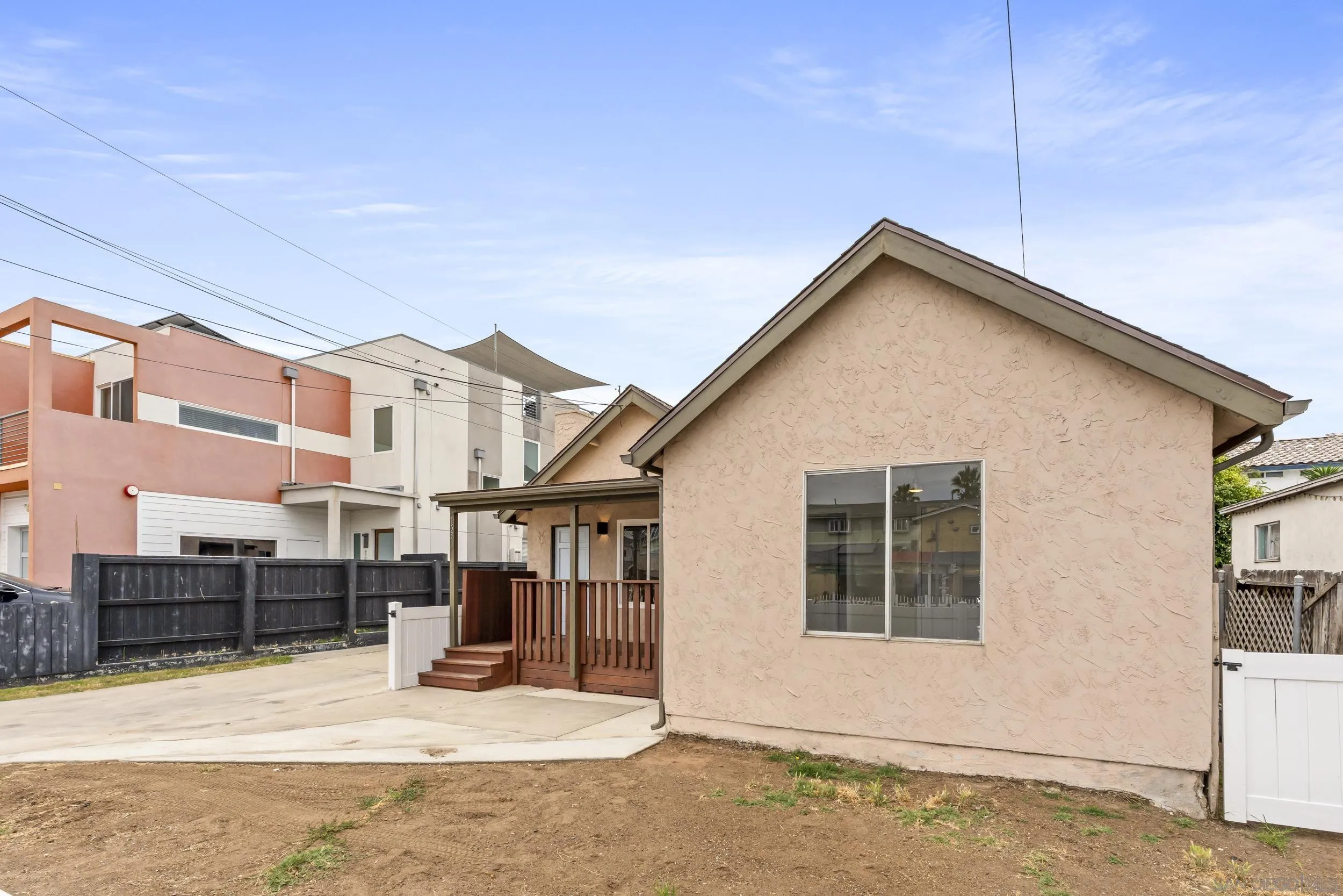 153 Dahlia Avenue
