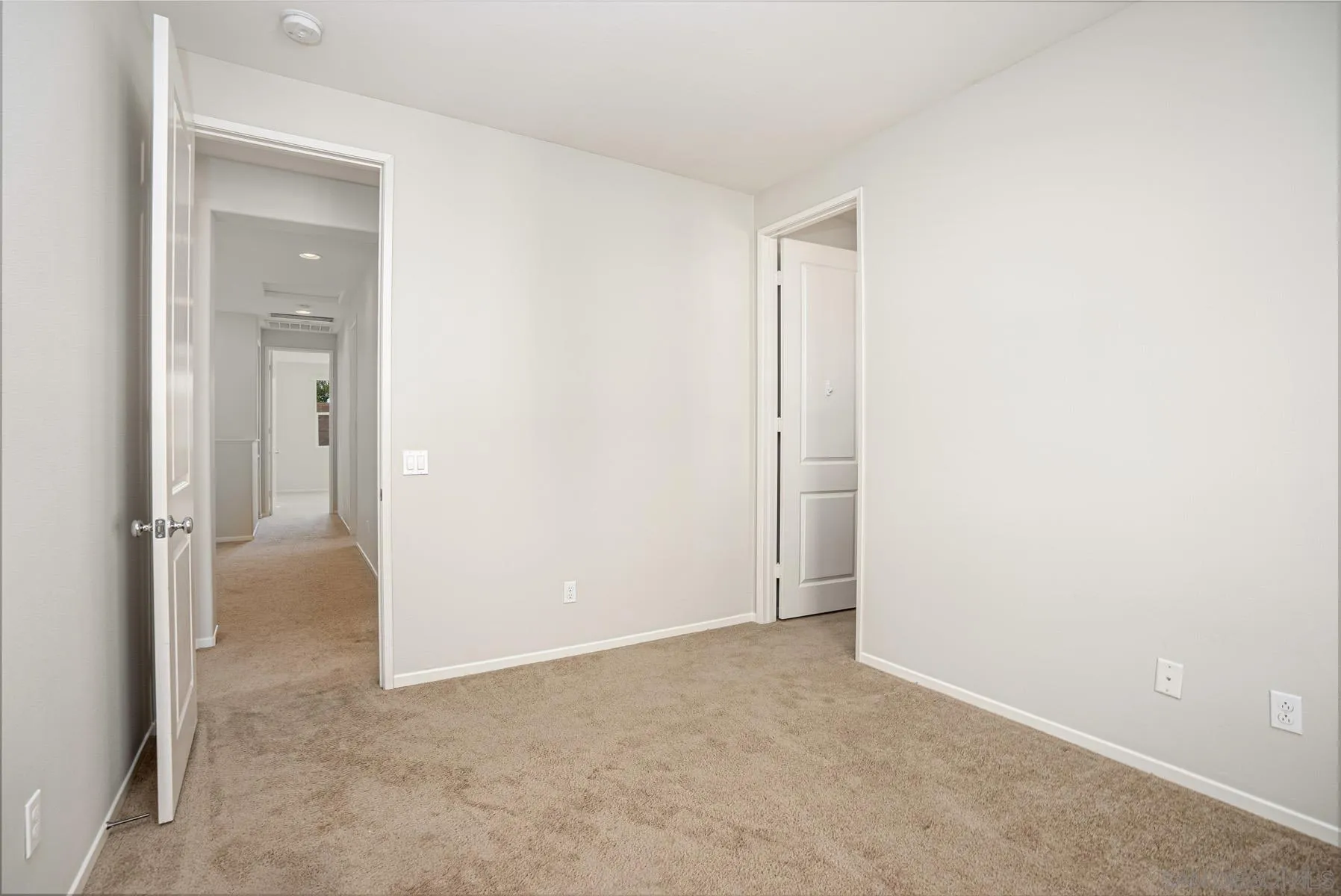 11355 Copperleaf