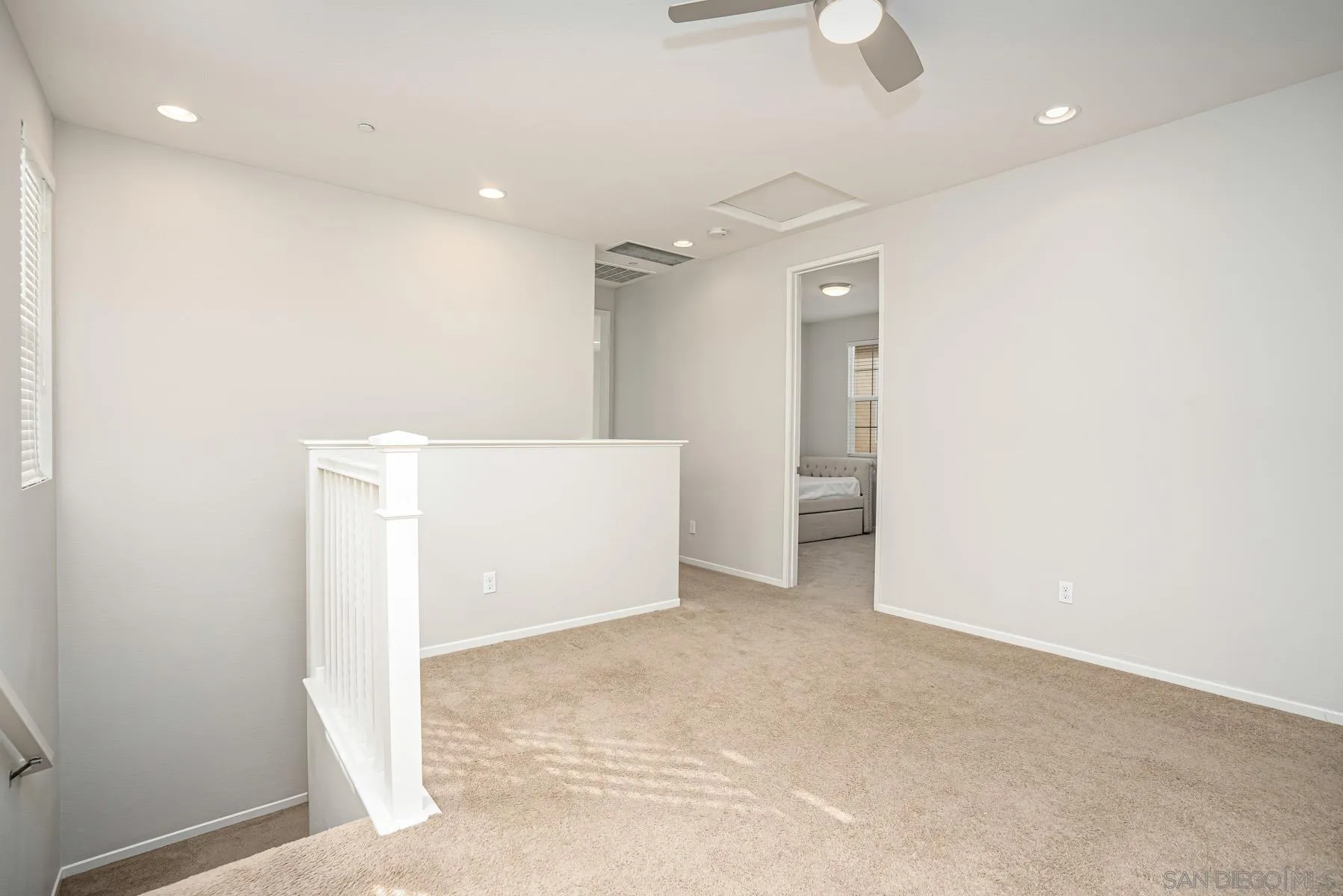 11355 Copperleaf