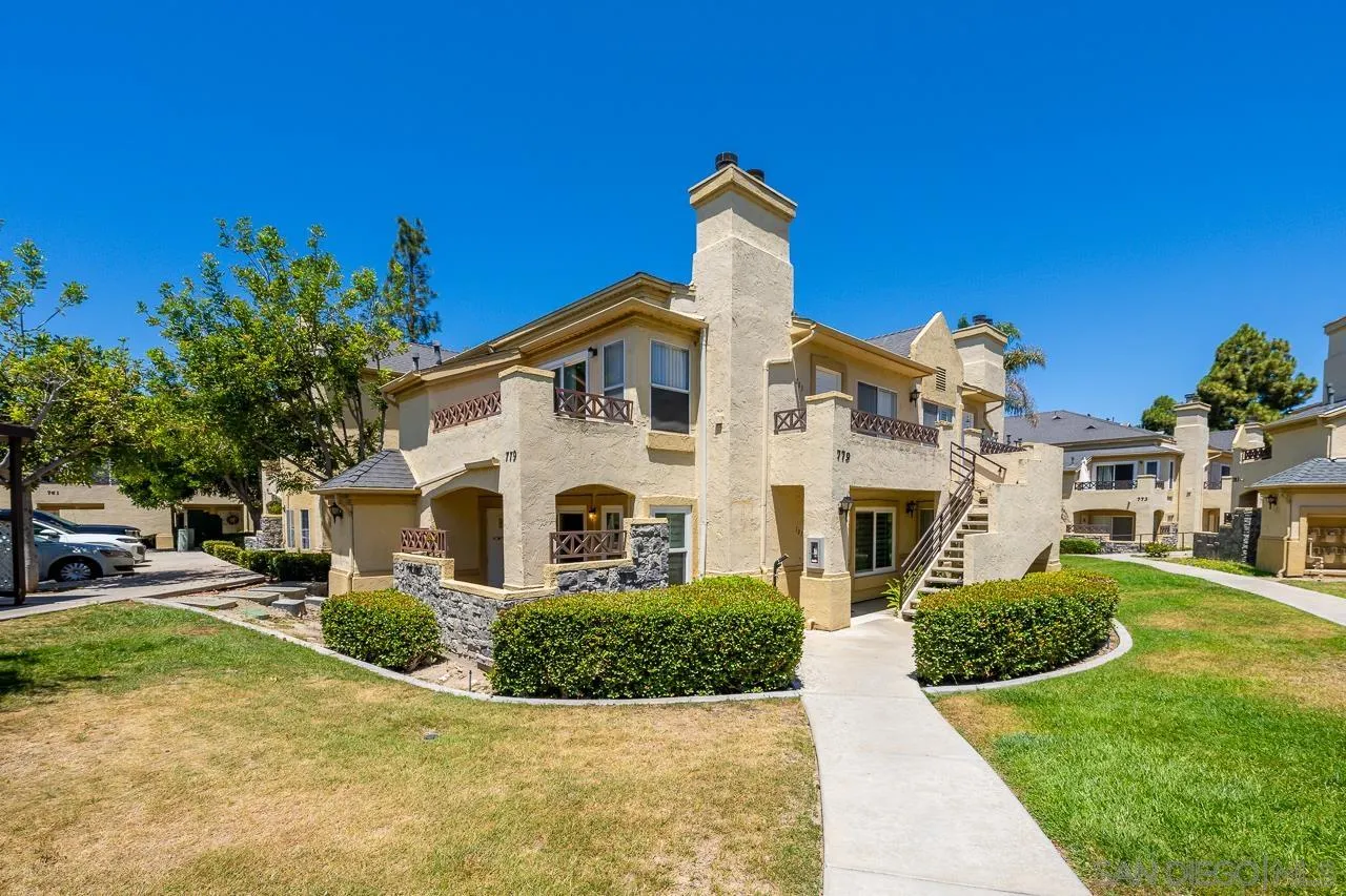 779 Brookstone Unit 103