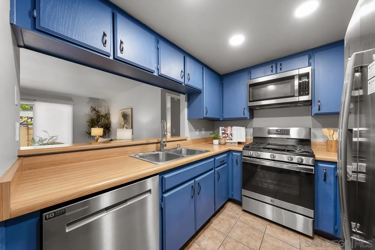 779 Brookstone Unit 103