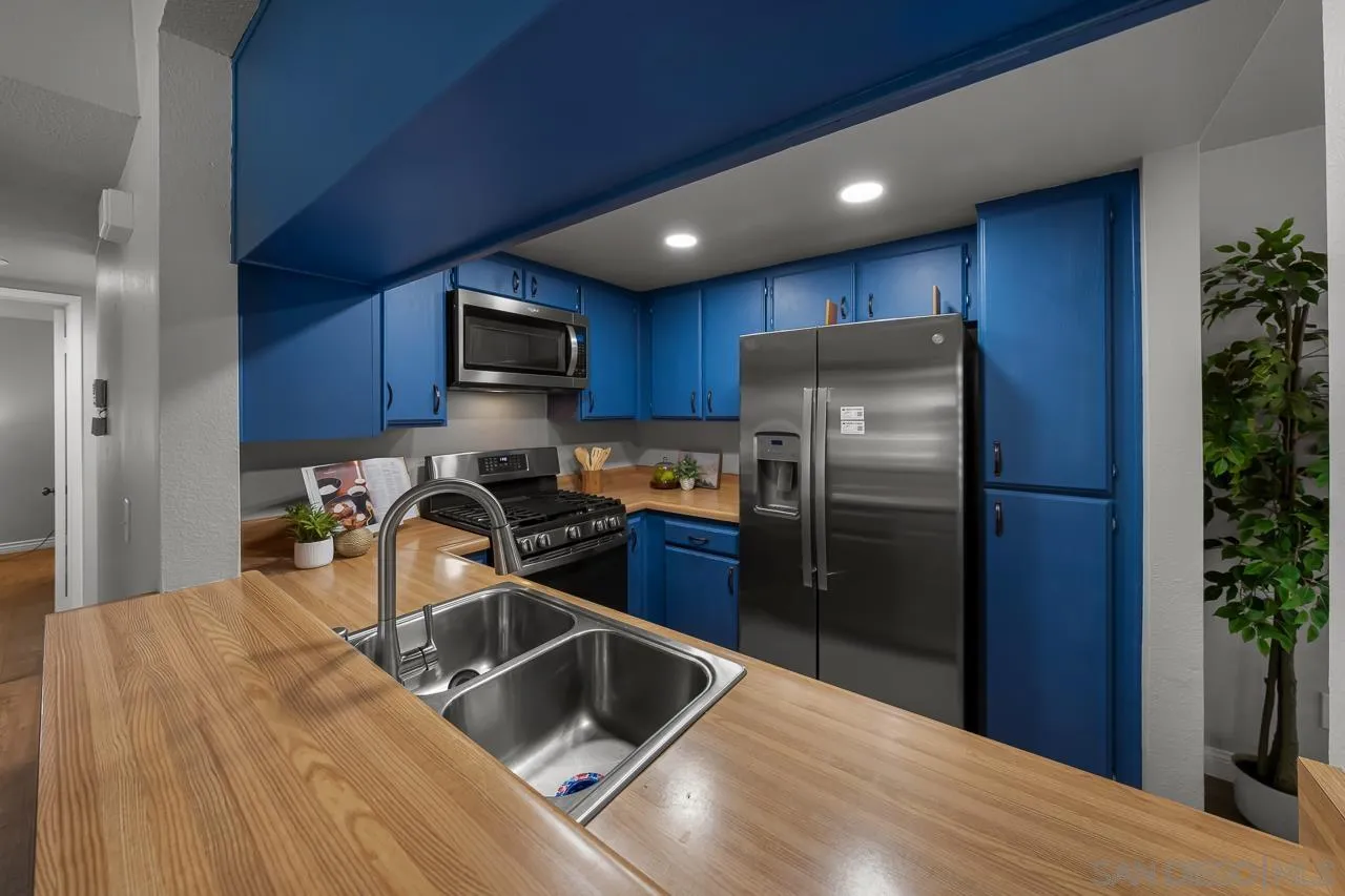 779 Brookstone Unit 103