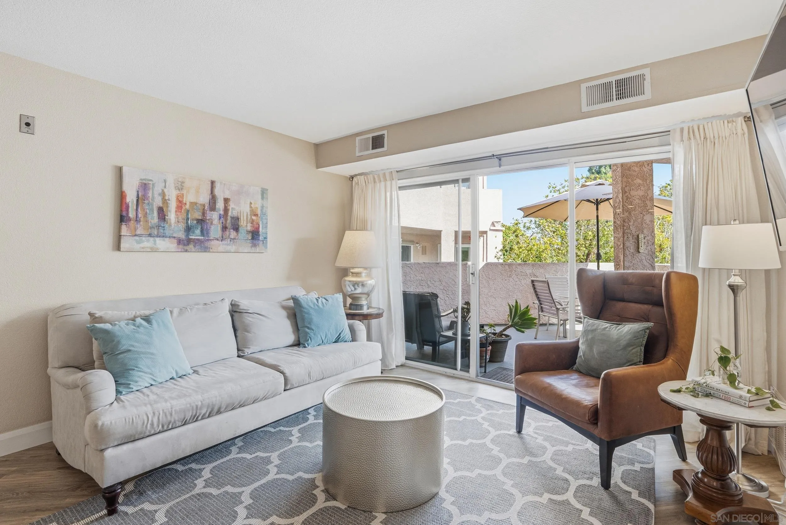 7228 Camino Degrazia Unit 275