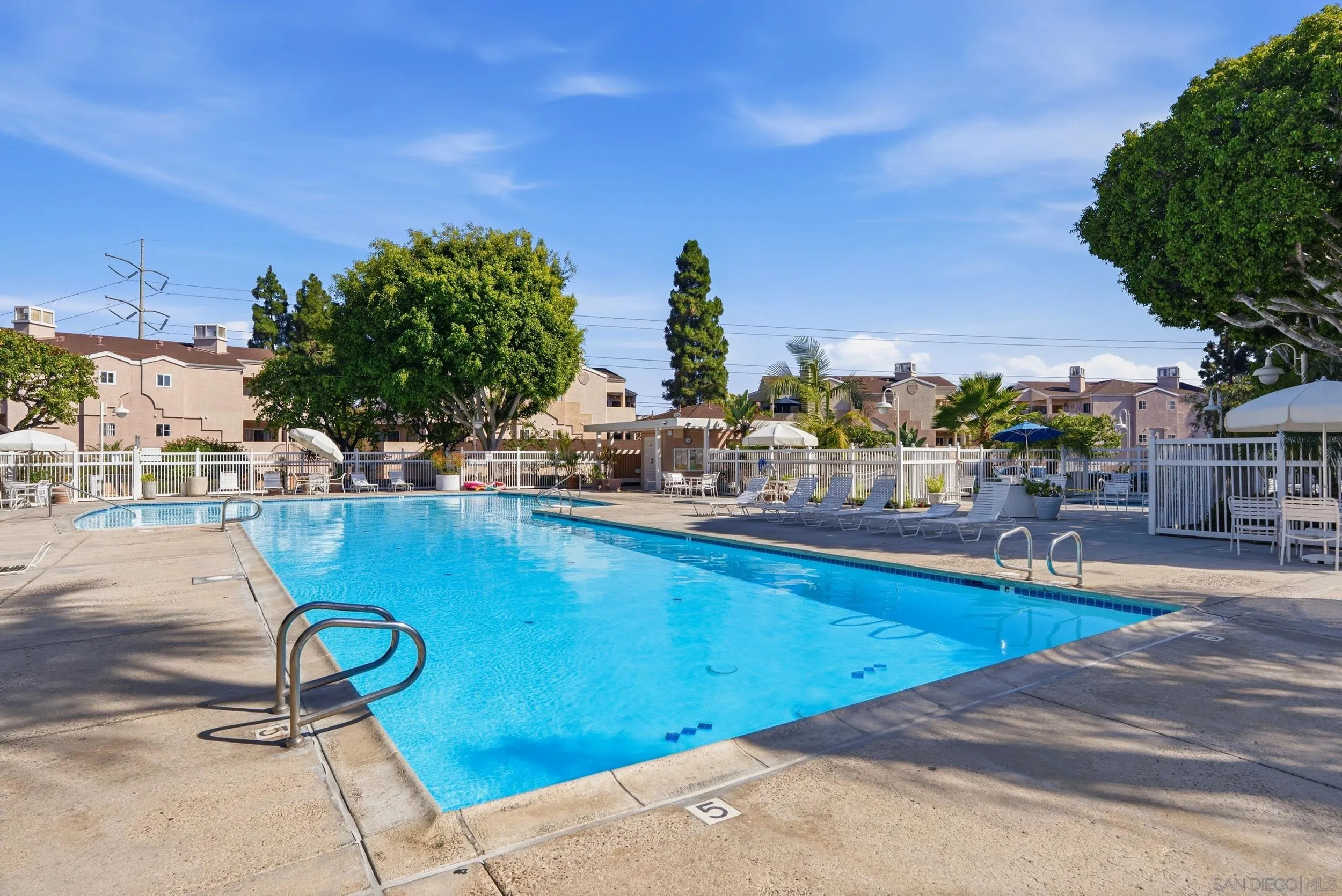7228 Camino Degrazia Unit 275
