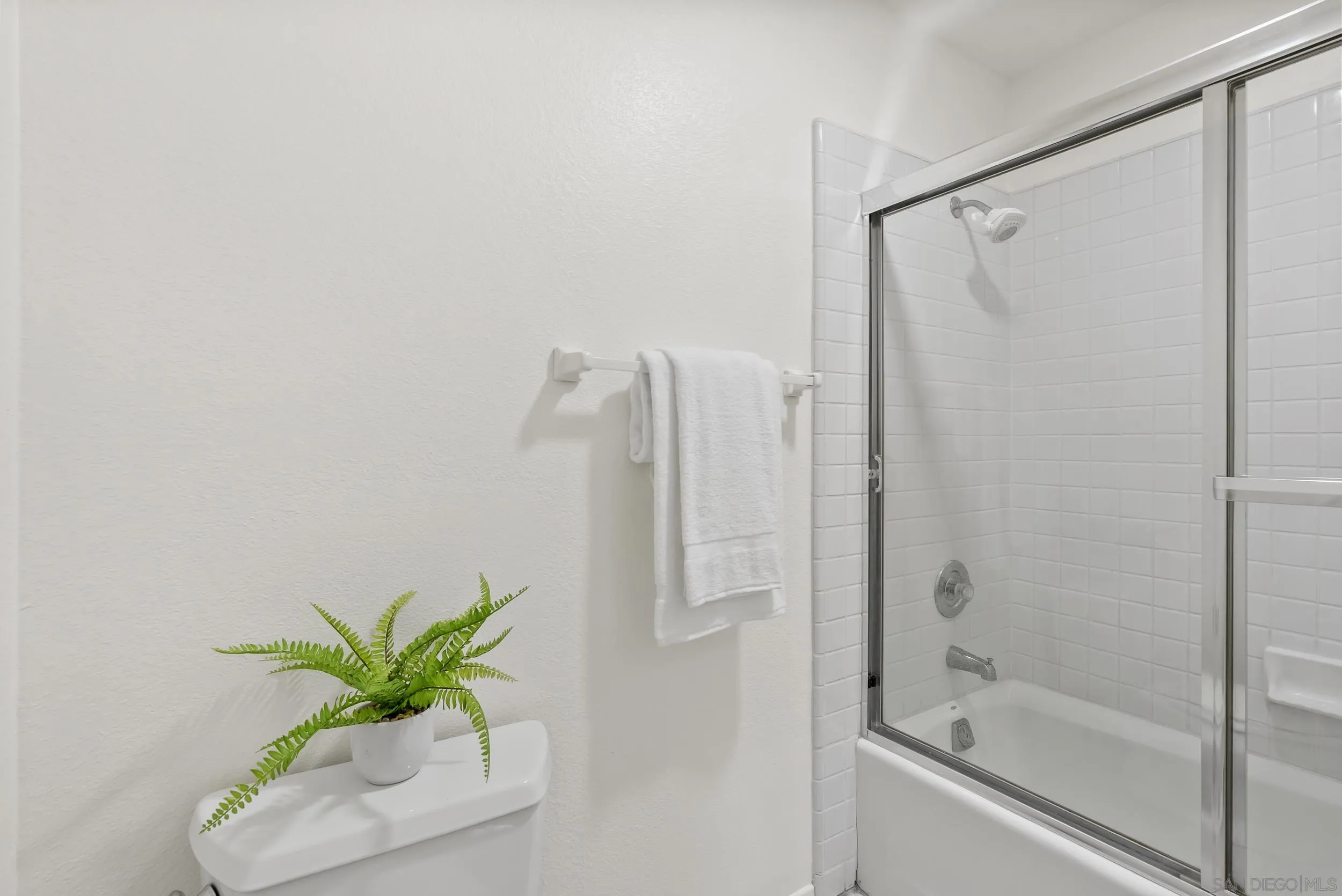 1362 Seacoast Dr Unit B