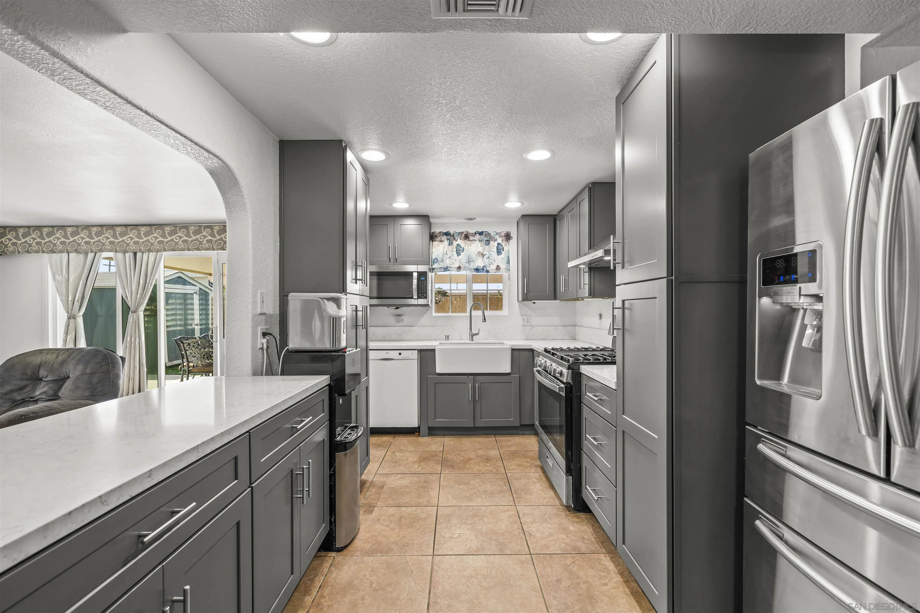 831 Hickory Ct.