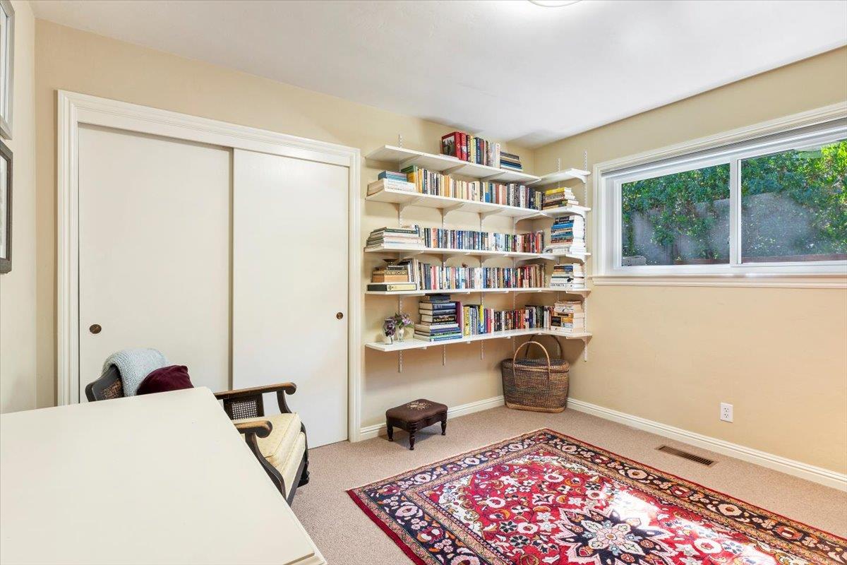 5 Walter Colton DR