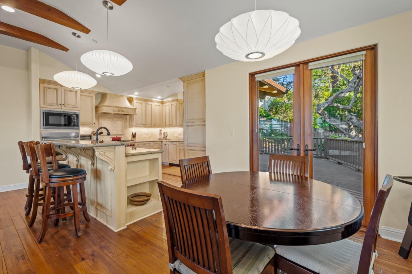 3057 Bird Rock RD