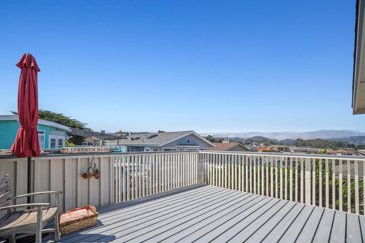 124 Seafoam Avenue