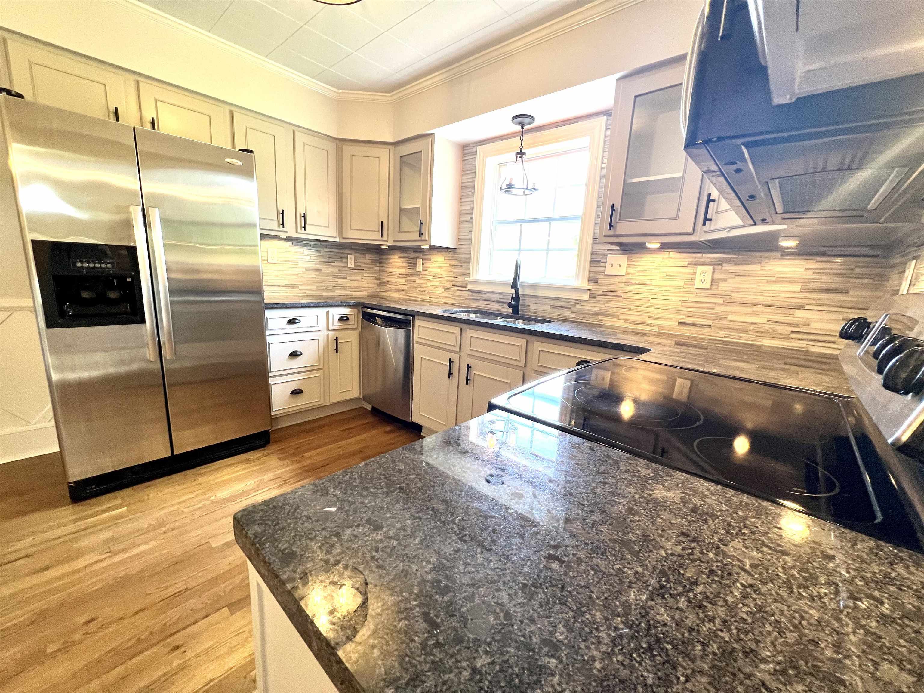 111 S Oakleaf Drive