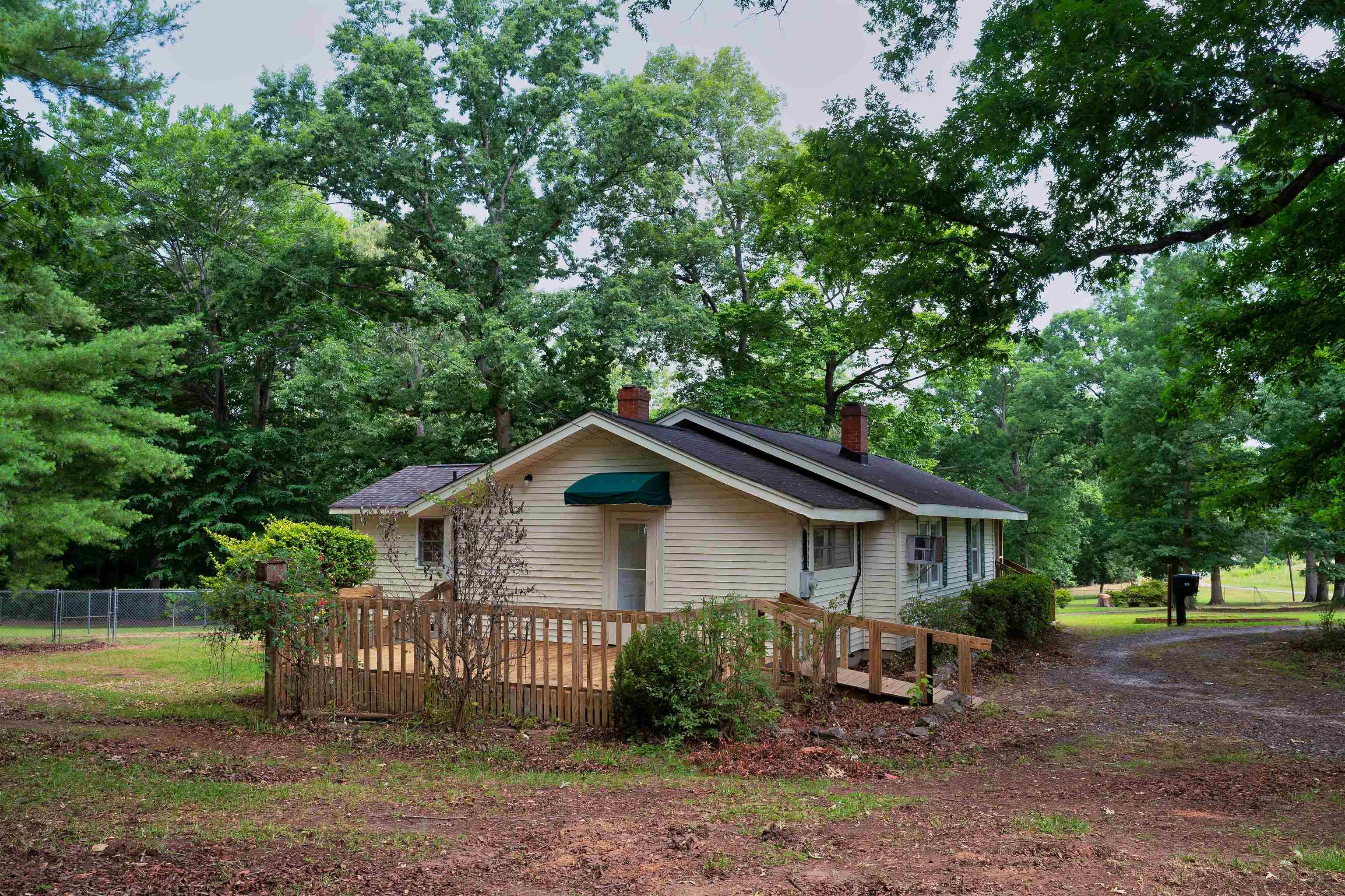 523 Edwards Road