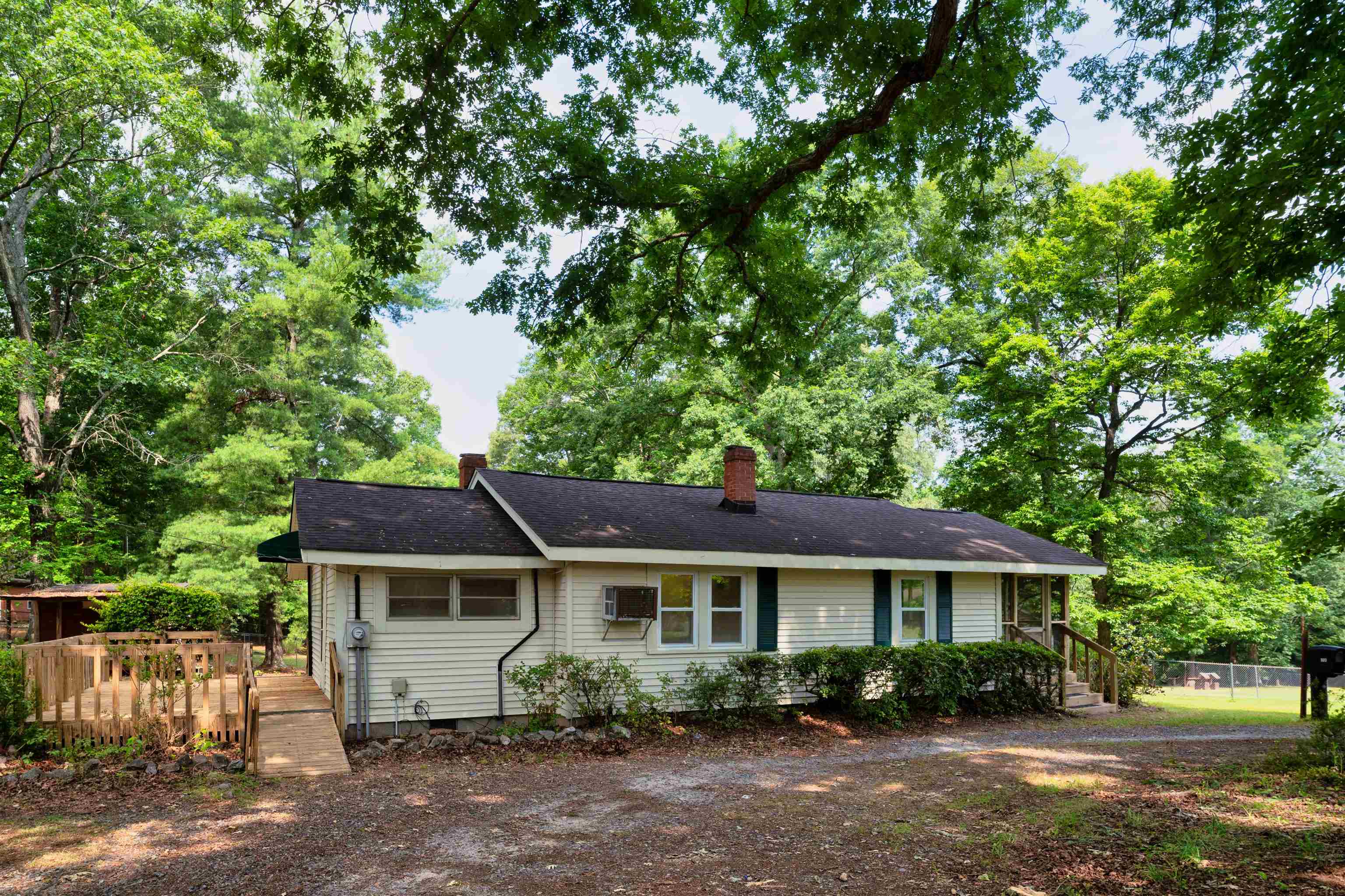 523 Edwards Road