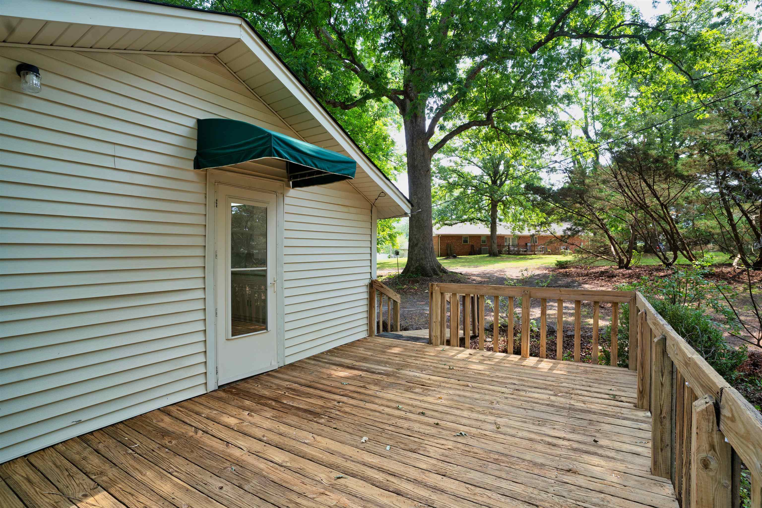 523 Edwards Road
