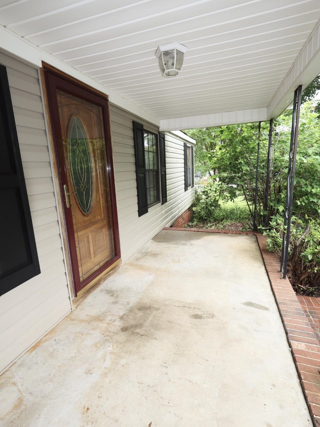 390 Abernathy Road