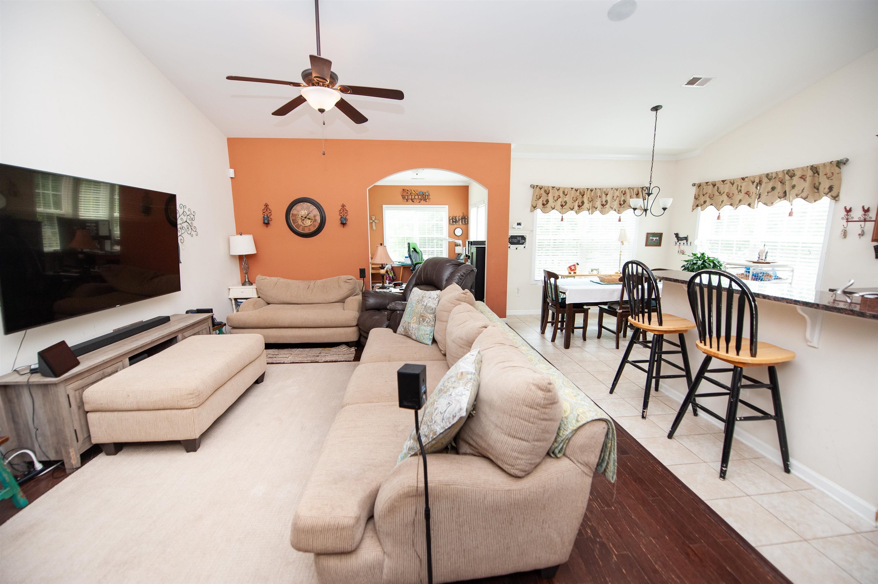 175 Castleton Circle